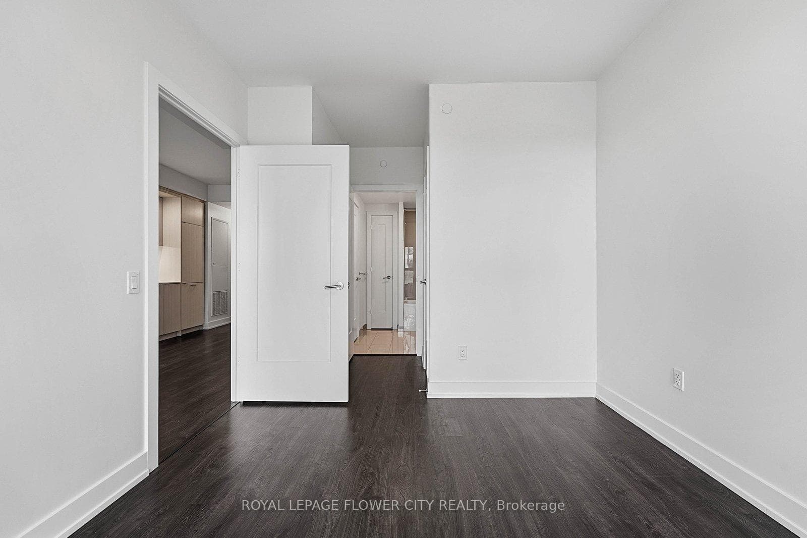 20 Inn On The Park Drive Unit 938 - Condo photo 19 of 36 in Don Mills / Parkwoods / Victoria Village, Ontario
