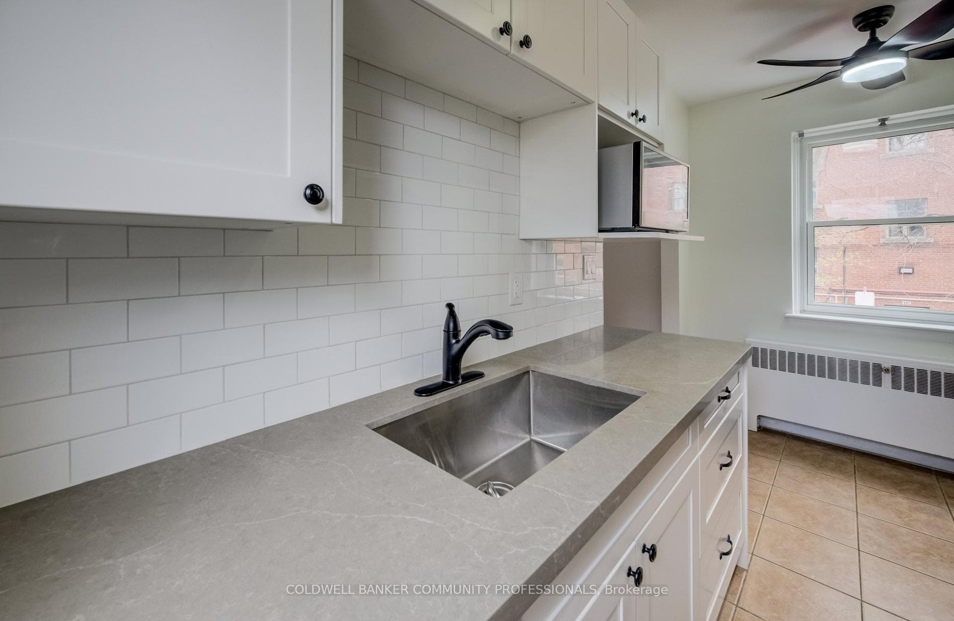 137 Emerald Street - Condo photo 9 of 23 in Hamilton, Ontario