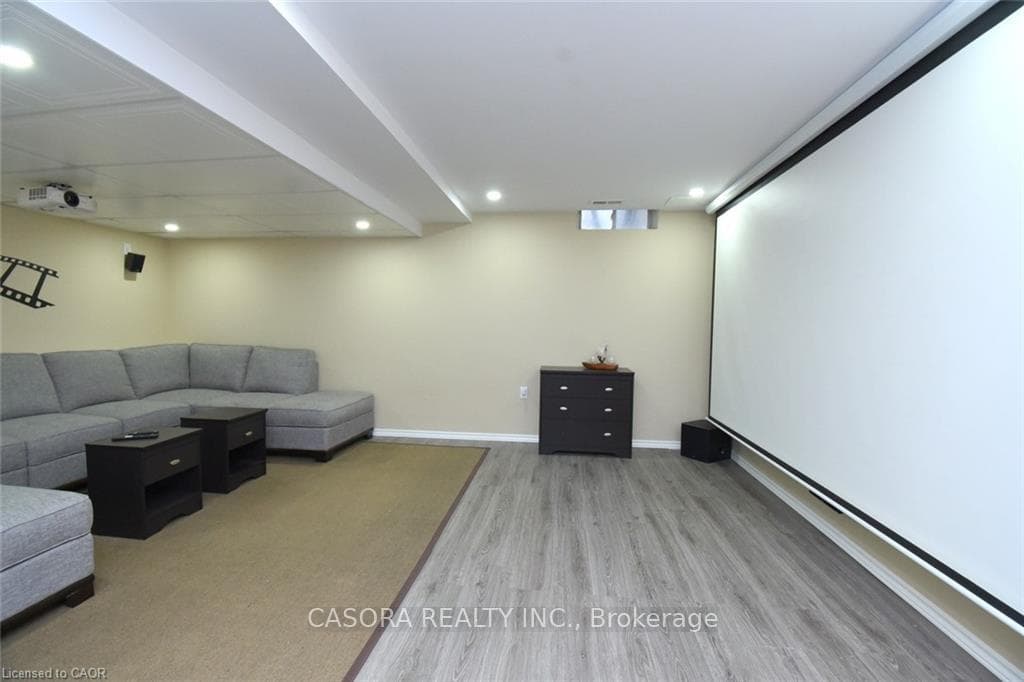 2229 WALKERS Line Unit 9 - Condo photo 38 of 46 in Burlington, Ontario