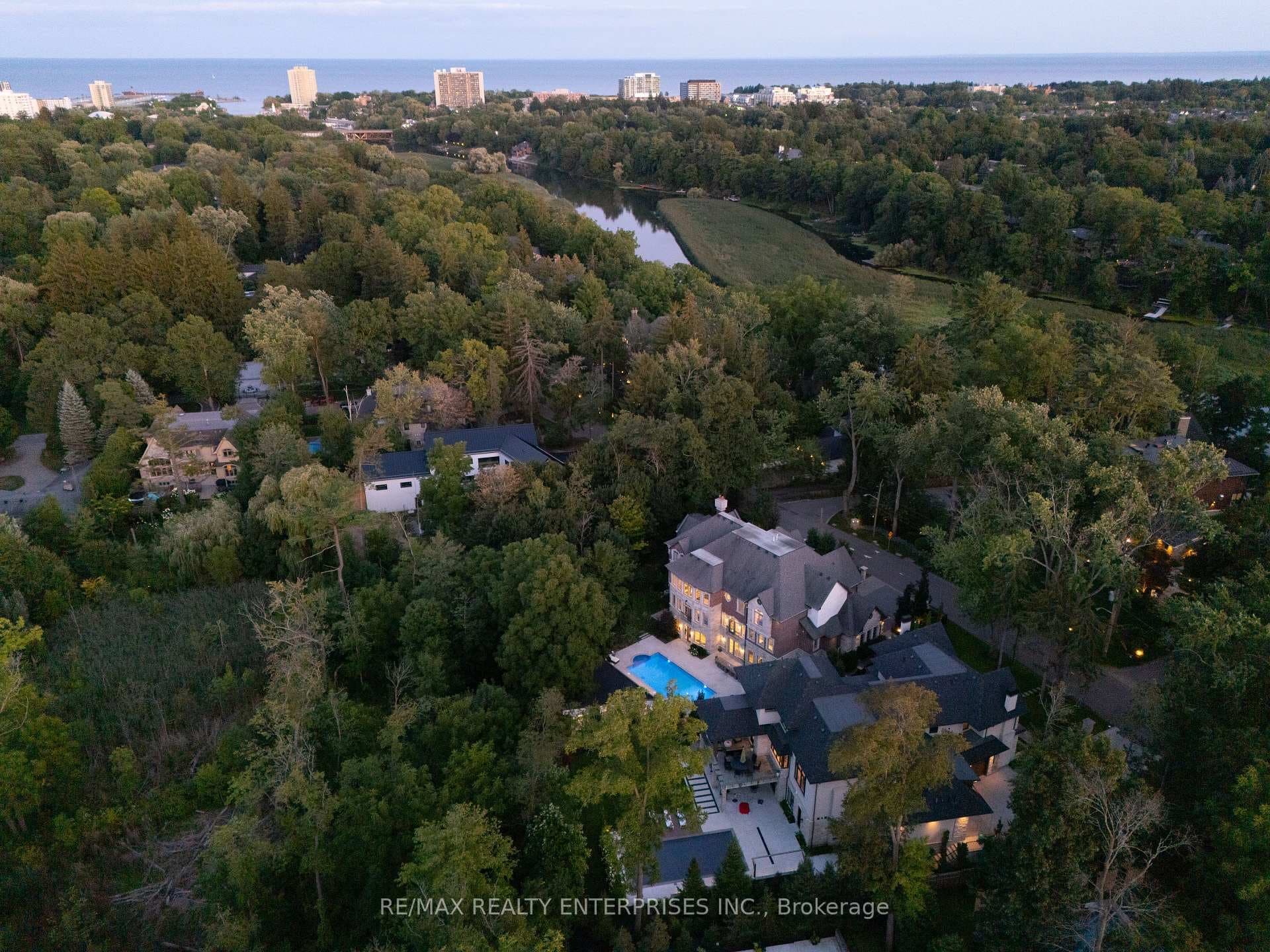 1459 Stavebank Road - Detached photo 46 of 48 in Mississauga, Ontario