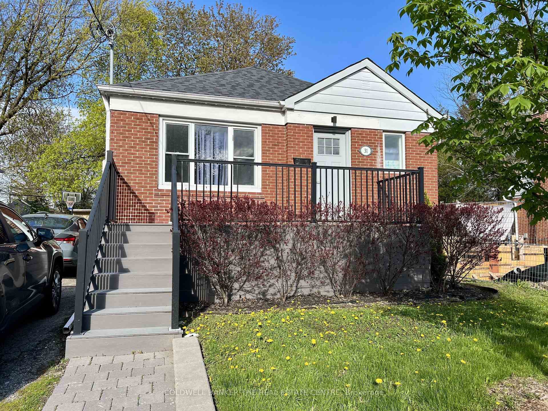 31 Sharpe Street Unit Upper - Detached photo 1 of 17 in Birch Cliff / Cliffside, Ontario