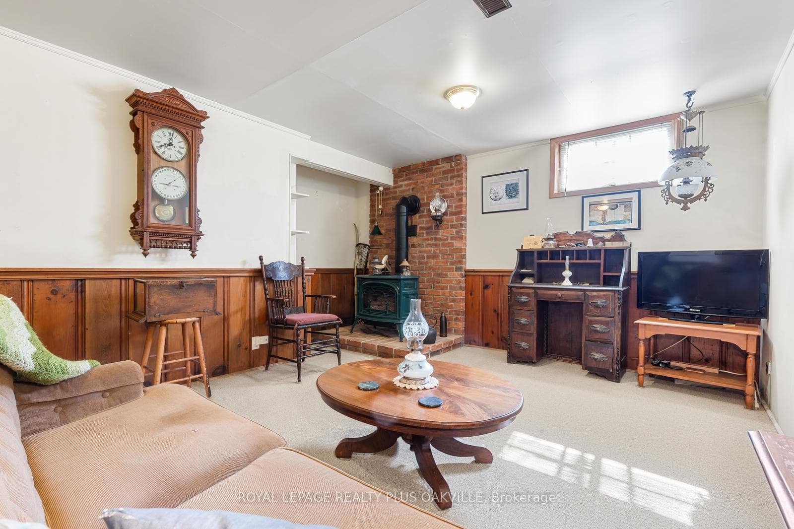 227 Sandwell Drive - Detached photo 21 of 44 in Oakville, Ontario