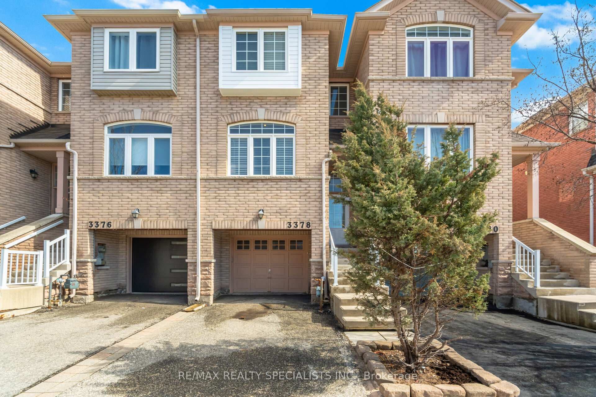3378 Redpath Circle - home for sale in Mississauga