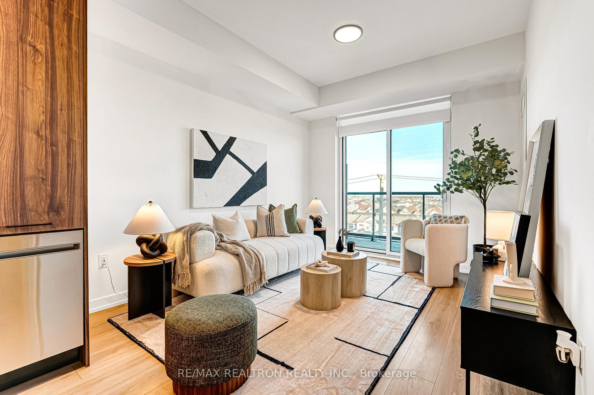 10 Lagerfeld Drive Unit 511 - Condo for sale in Castlemore, Ontario