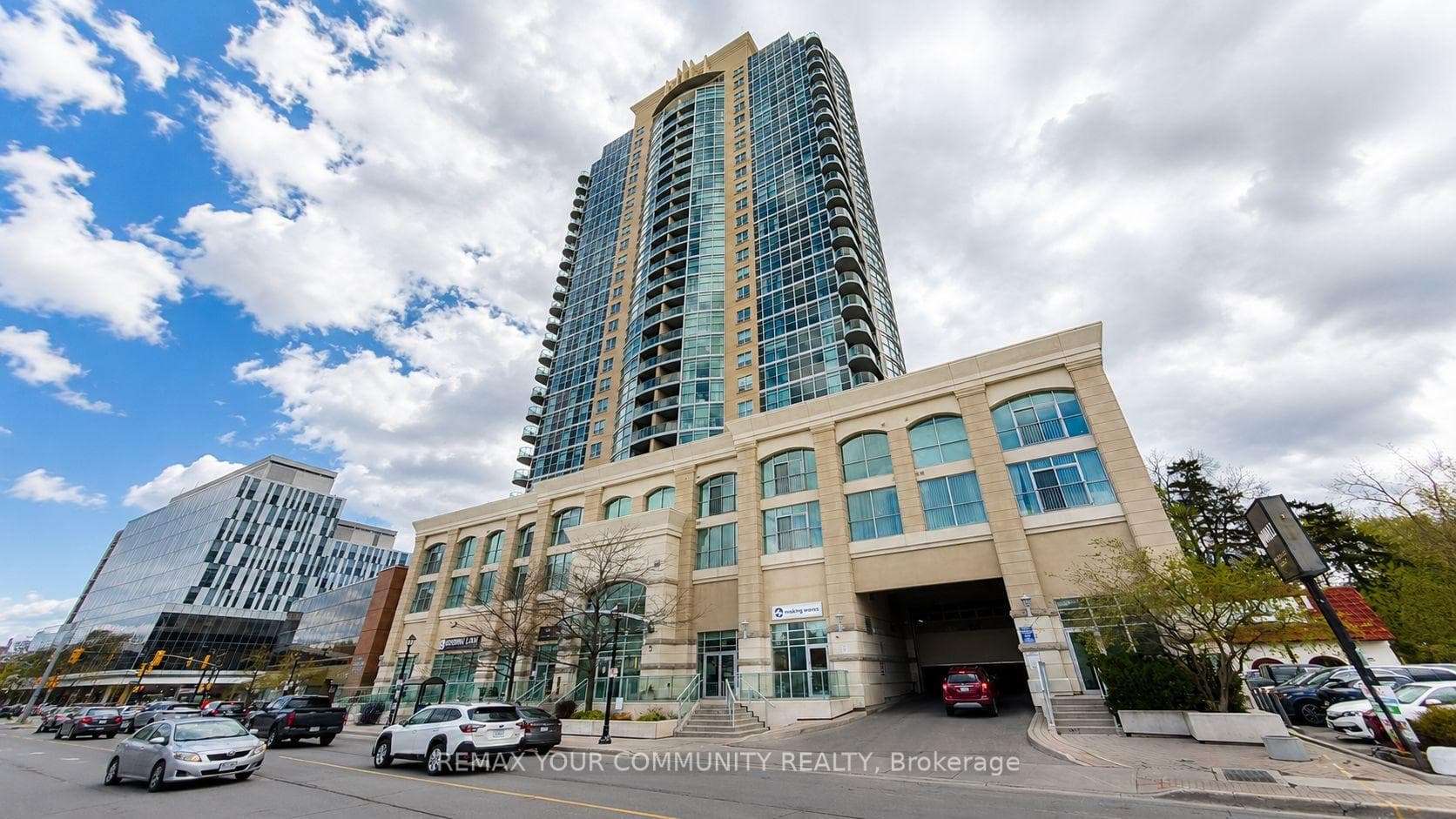 9 George Street Unit 2413 - Condo photo 1 of 34 in Brampton, Ontario
