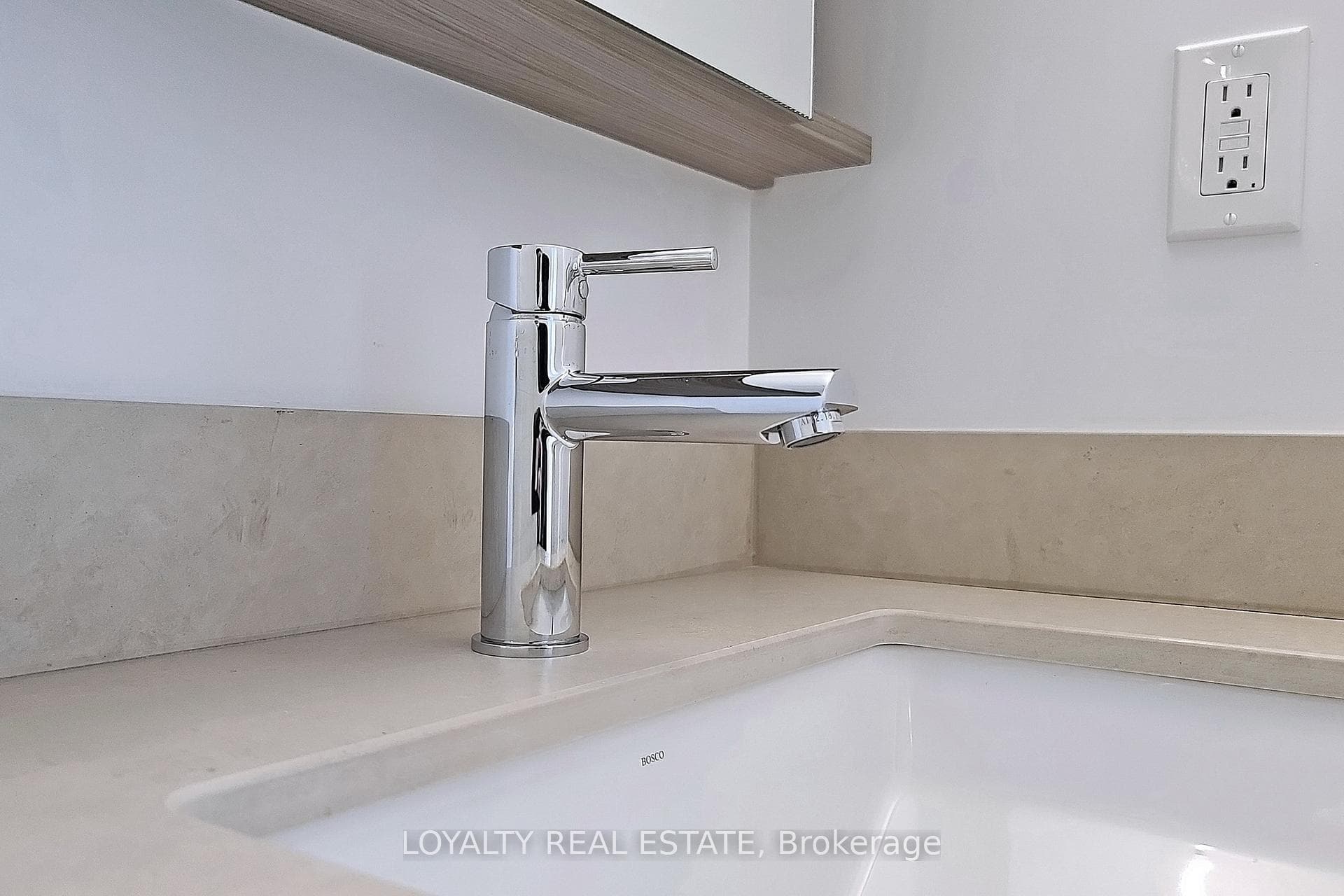 2221 Yonge Street Unit 1705 - Condo photo 29 of 46 in Leaside / Davisville, Ontario