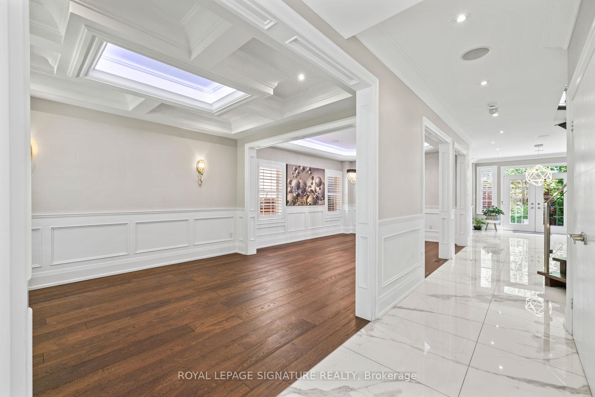 2480 Upper Valley Crescent - Detached photo 5 of 50 in Oakville, Ontario