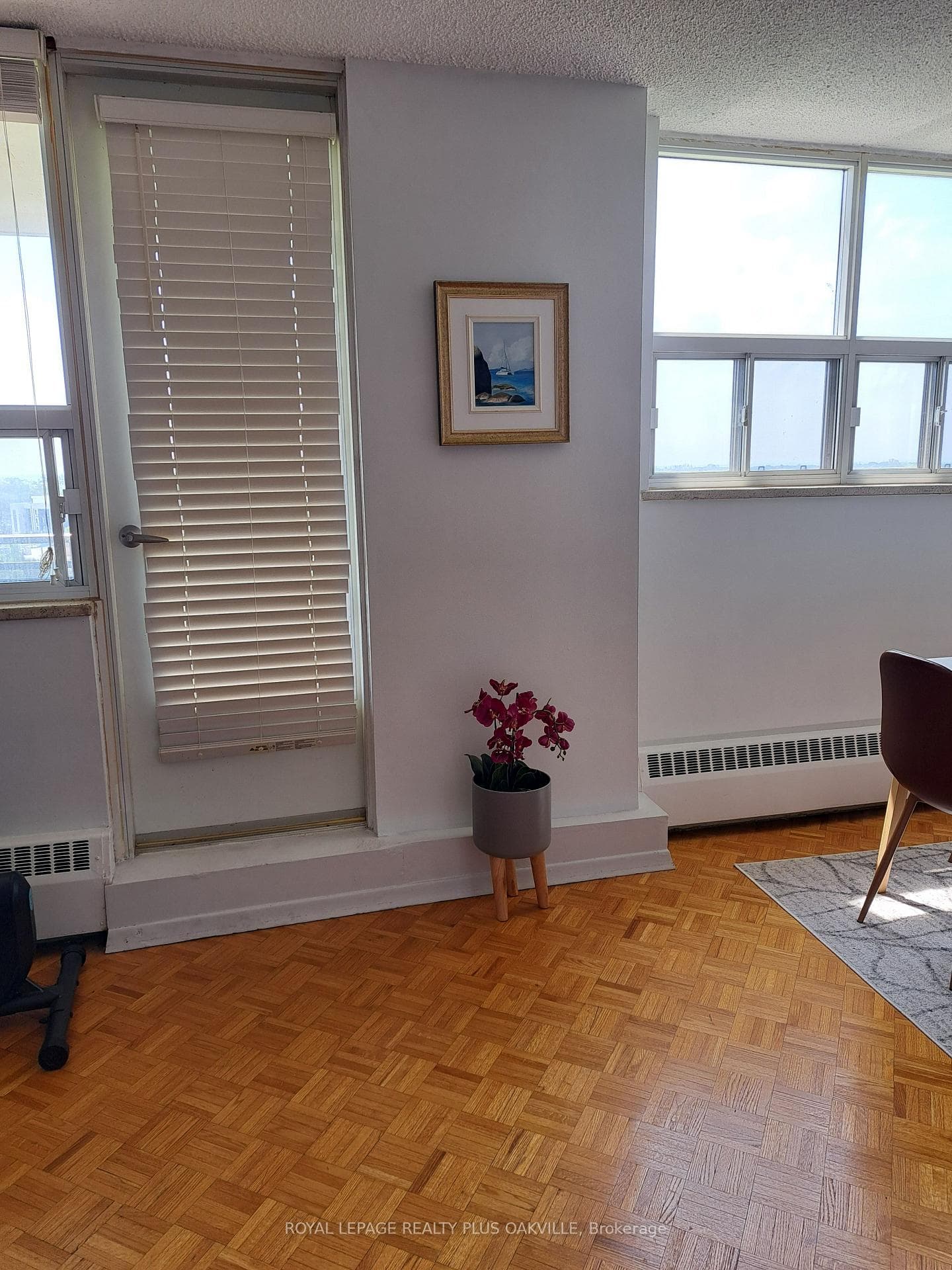 212 Kerr Street Unit 909 - Condo photo 19 of 33 in Oakville, Ontario