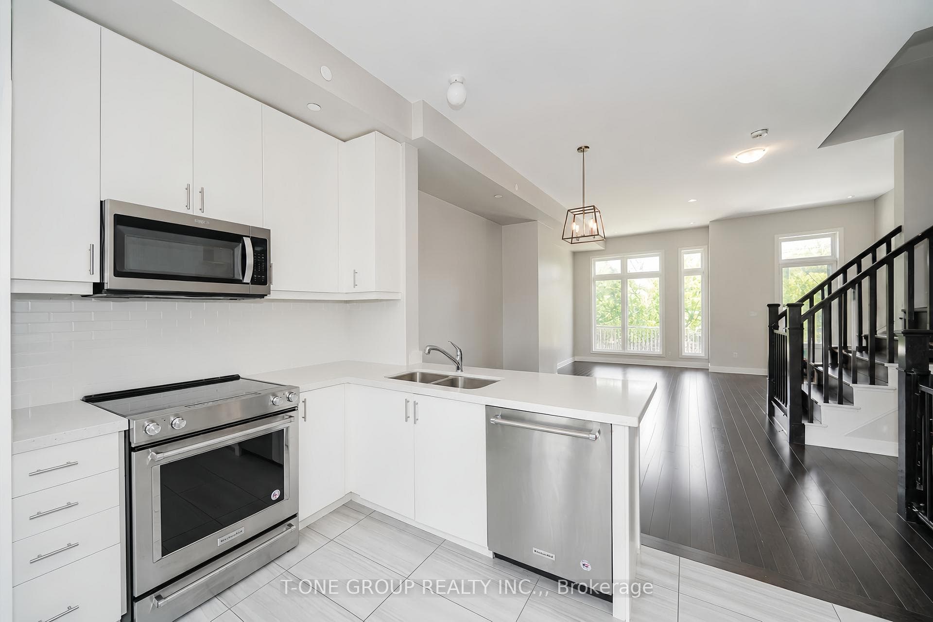 55 Sutton Avenue - Townhouse photo 14 of 38 in Regent Park / Cabbagetown / St. James Town, Ontario