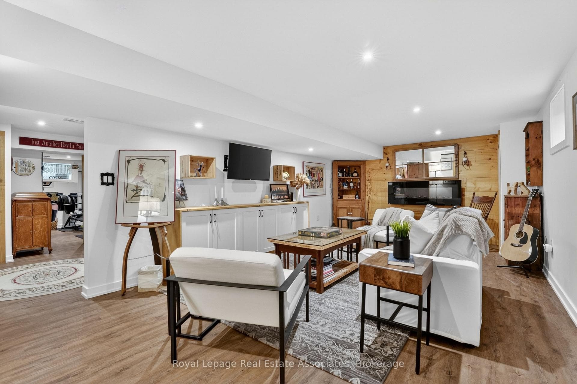 174 Cheverie Street - Detached photo 34 of 49 in Oakville, Ontario