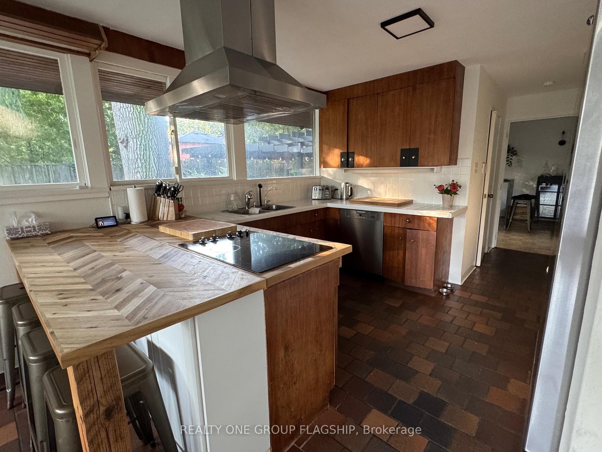 1379 Clarkson Road - Detached photo 9 of 34 in Mississauga, Ontario
