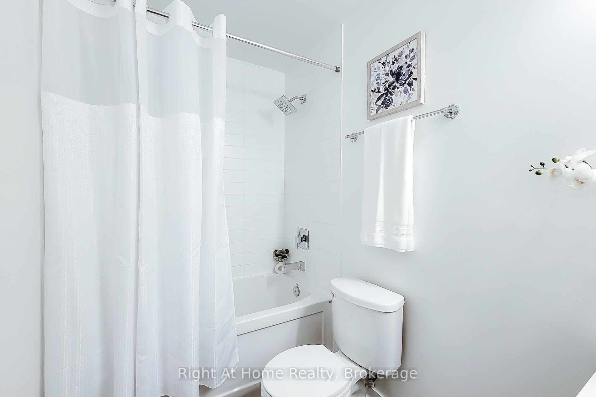 1284 Guelph Line Unit 318 - Condo photo 27 of 38 in Burlington, Ontario