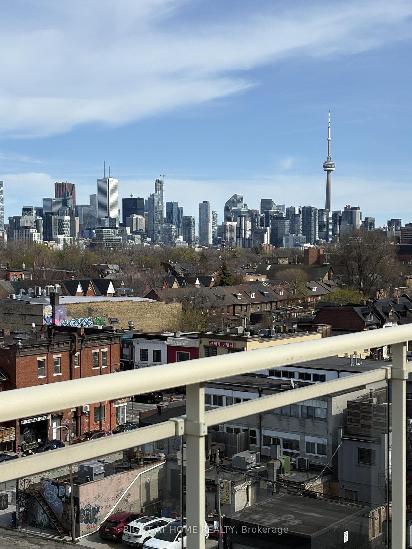 11 Christie Street Unit 406 - Condo photo 29 of 32 in Annex / Yorkville / Summerhill, Ontario