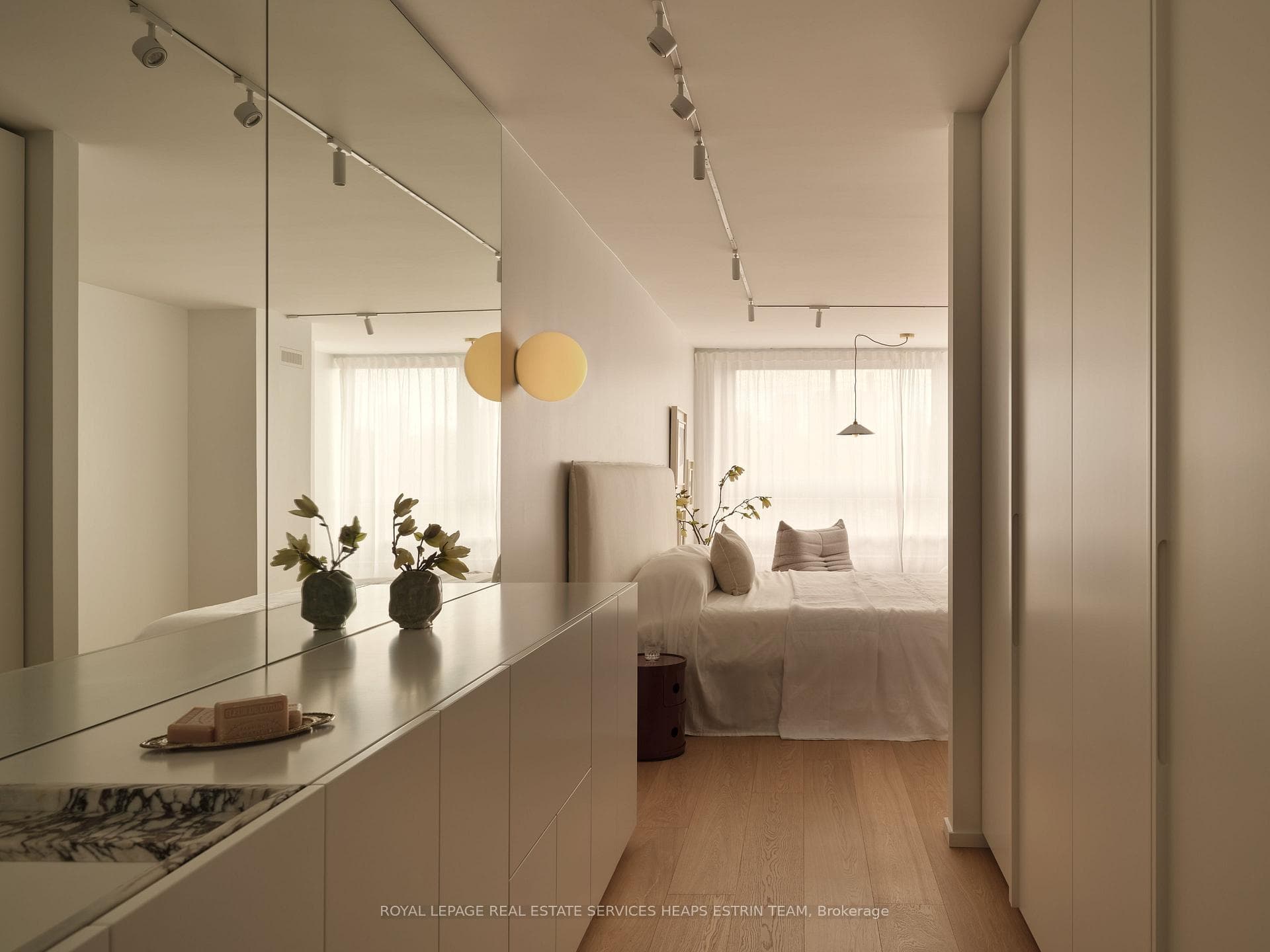 225 Davenport Road Unit 514 - Condo photo 14 of 36 in Annex / Yorkville / Summerhill, Ontario