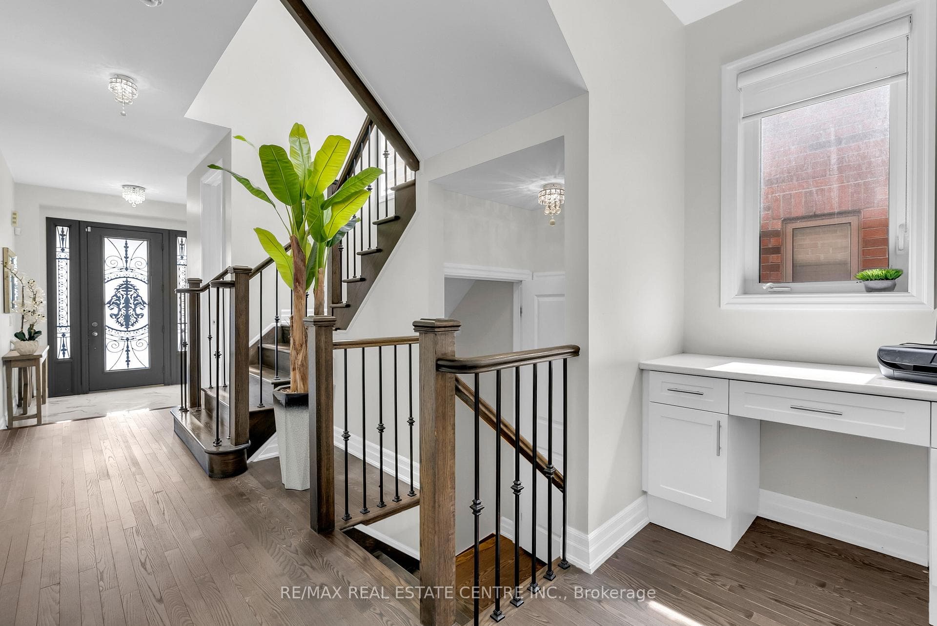 24 Rising Hill Ridge - Semi-Detached photo 5 of 47 in Brampton, Ontario