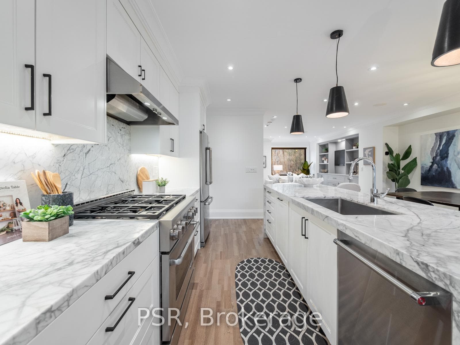 163 Arlington Avenue - Detached photo 7 of 34 in Forest Hill / Deer Park, Ontario