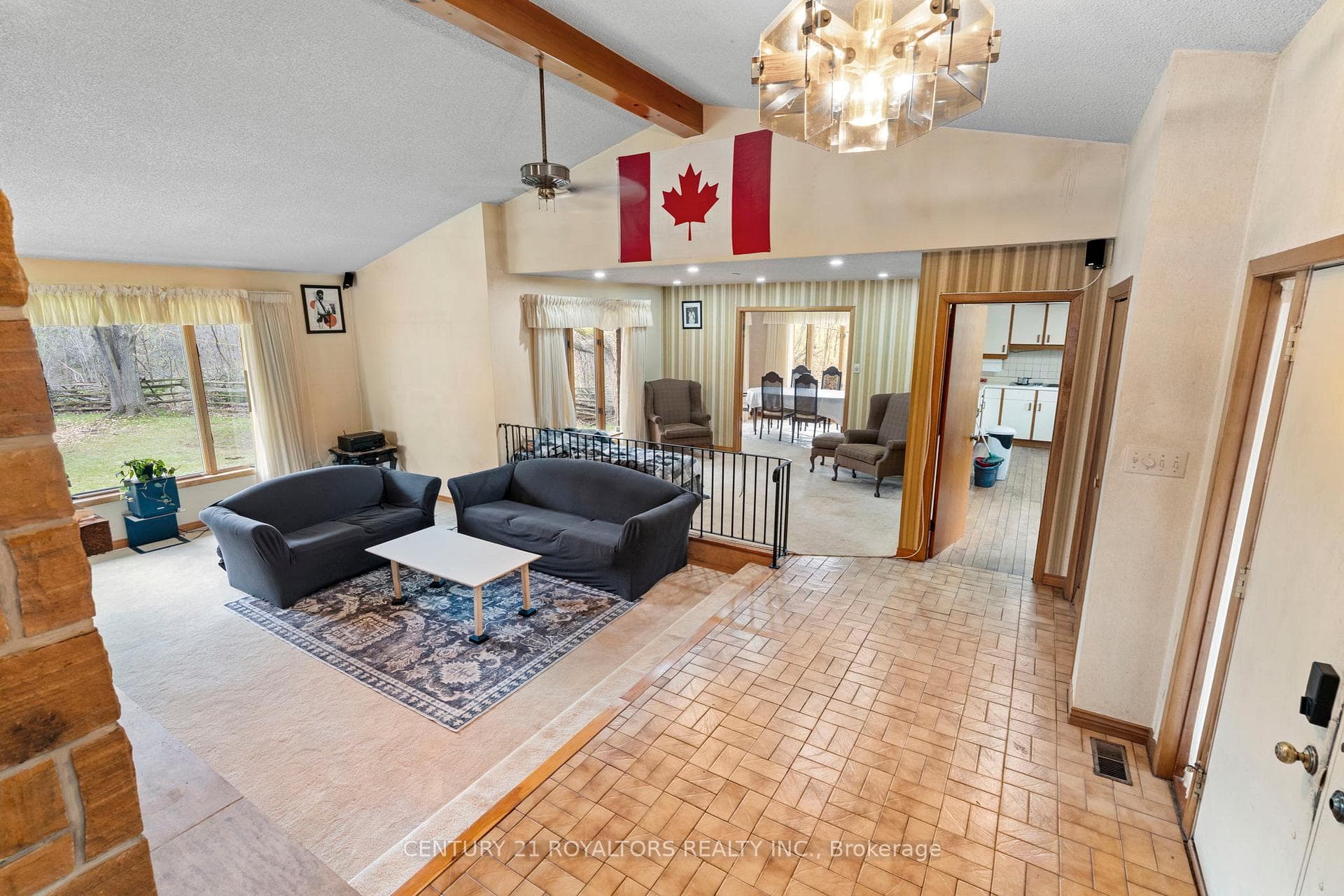 17940 Airport Road - Detached photo 10 of 42 in Caledon, Ontario