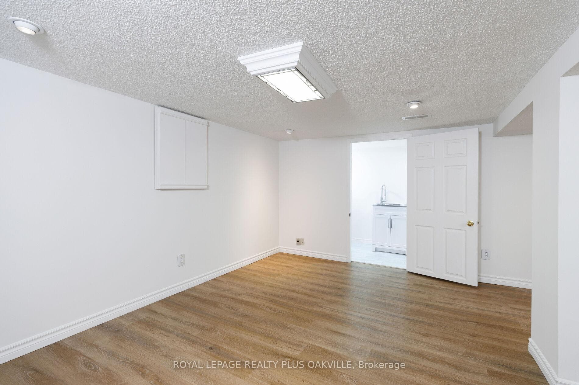 373 Rossmore Boulevard - Detached photo 36 of 50 in Burlington, Ontario