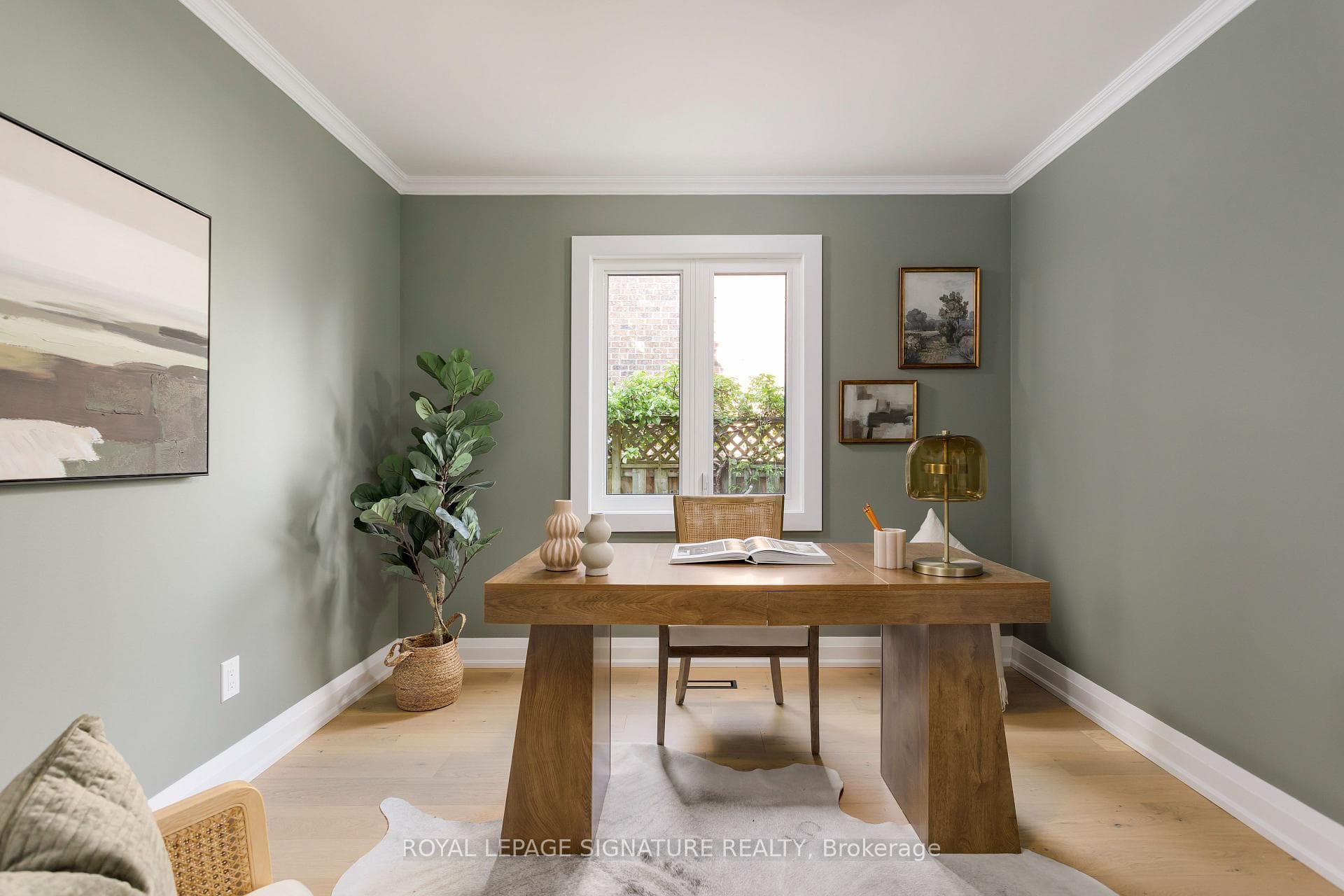 1026 Oak Meadow Road - Detached photo 16 of 50 in Oakville, Ontario