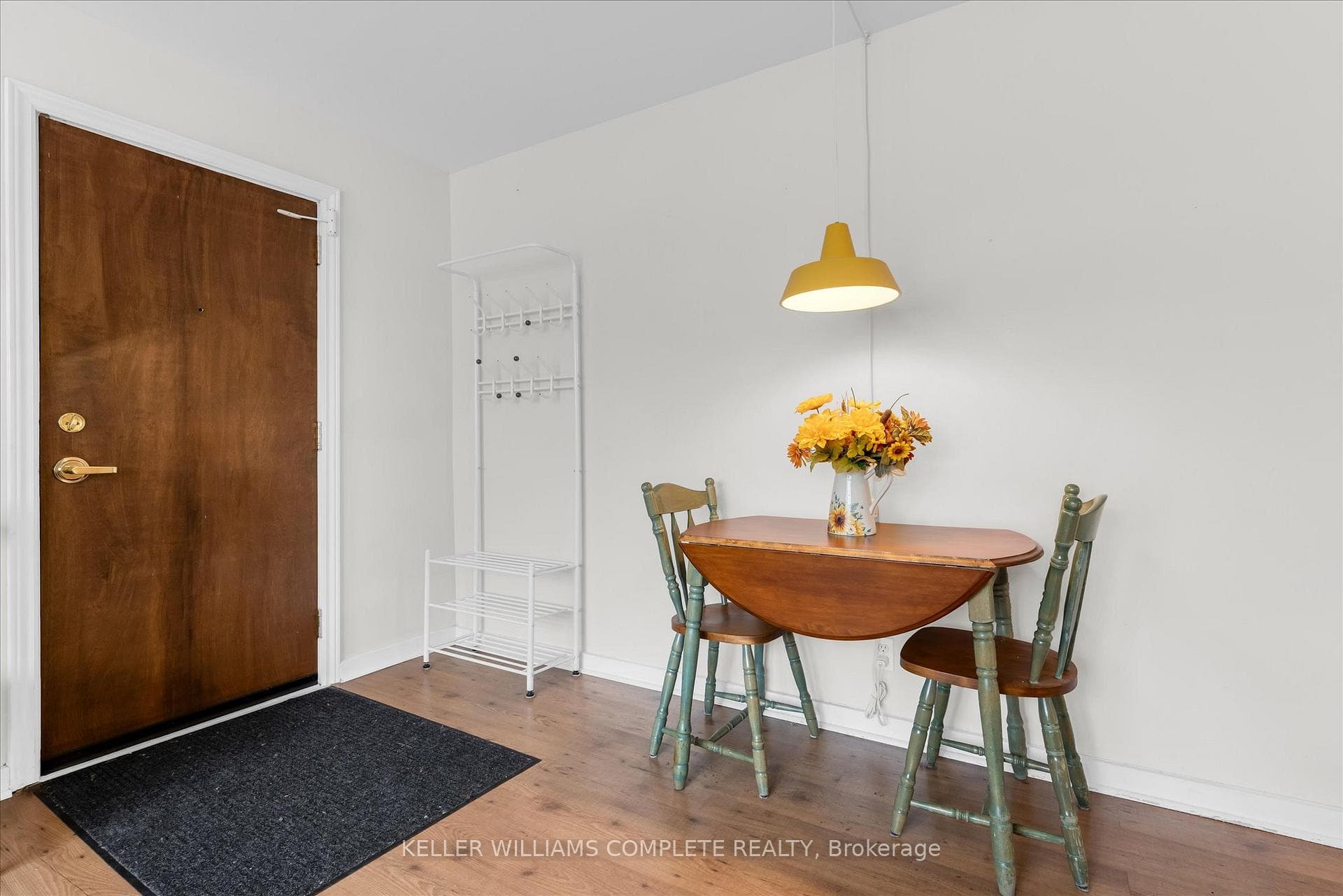 4 Robinson Street Unit 14 - Condo photo 5 of 17 in Hamilton, Ontario