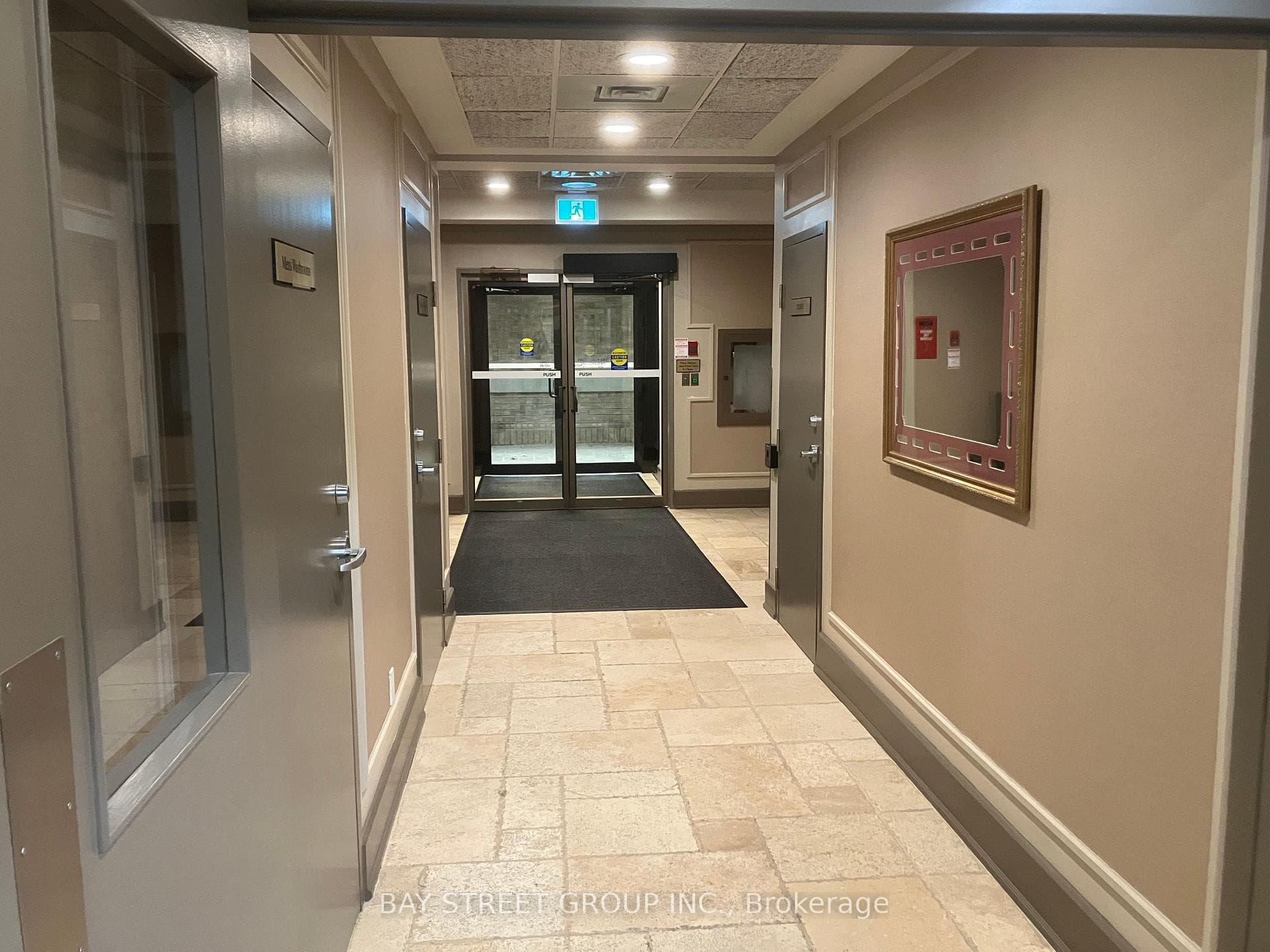 284 Bloor Street Unit 902 - Condo photo 22 of 27 in Annex / Yorkville / Summerhill, Ontario