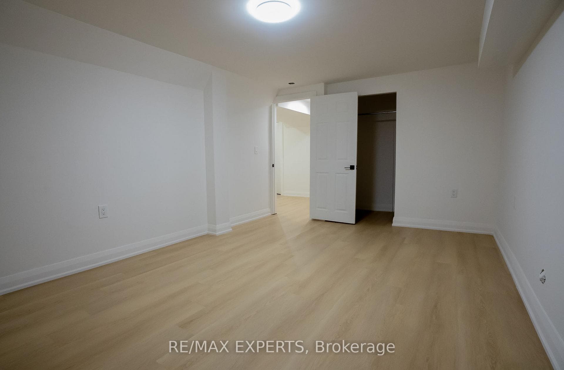 27 Fallingdale Crescent - Semi-Detached photo 35 of 40 in Brampton, Ontario