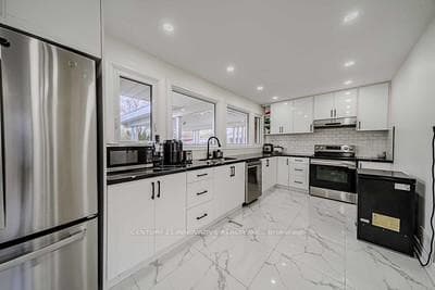 38 Deerfield Road - Detached photo 14 of 50 in Scarborough (West Hill / Highland Creek), Ontario