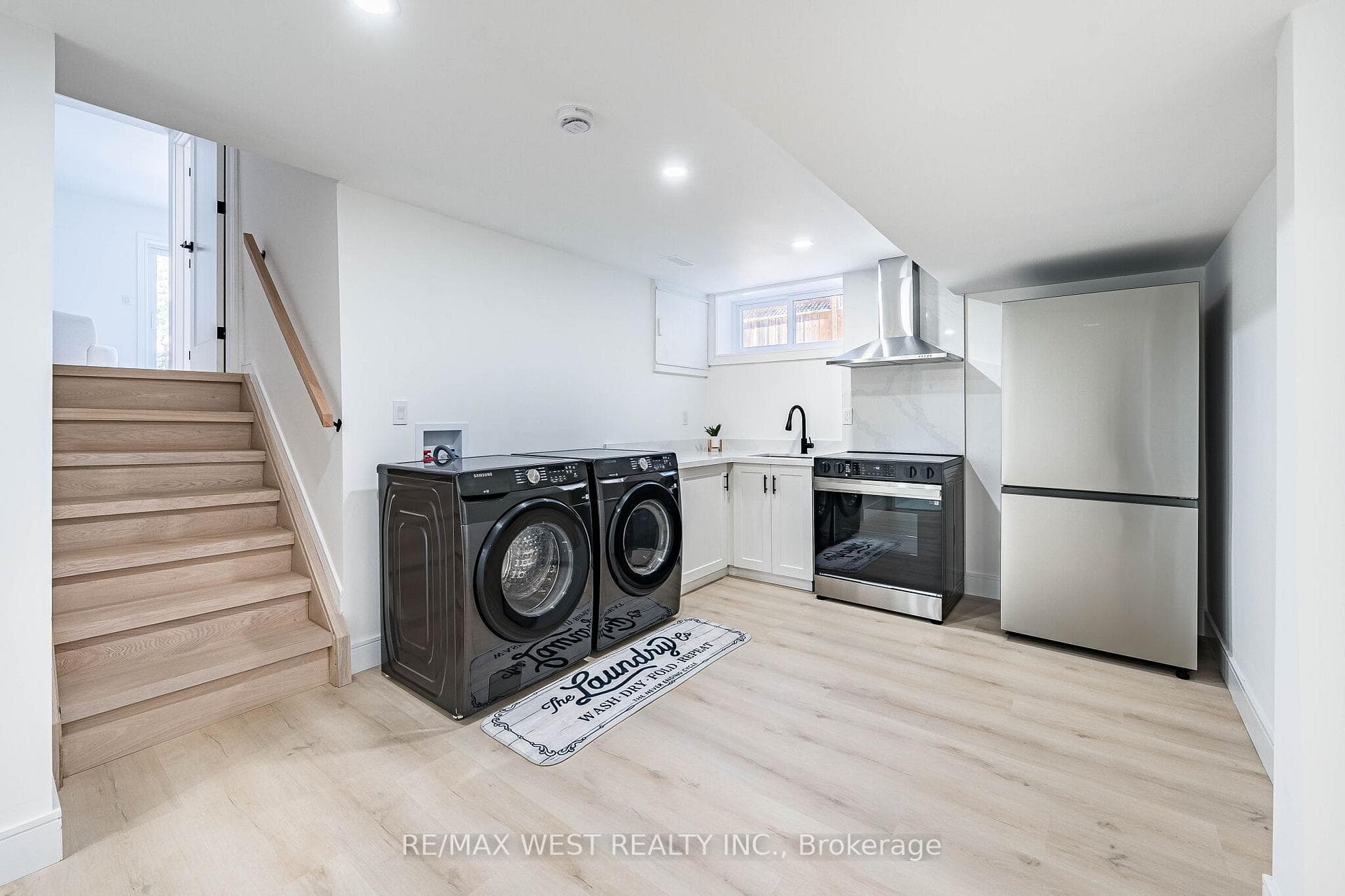 18 Torrington Drive - Detached photo 25 of 44 in Etobicoke (Islington / Rexdale), Ontario