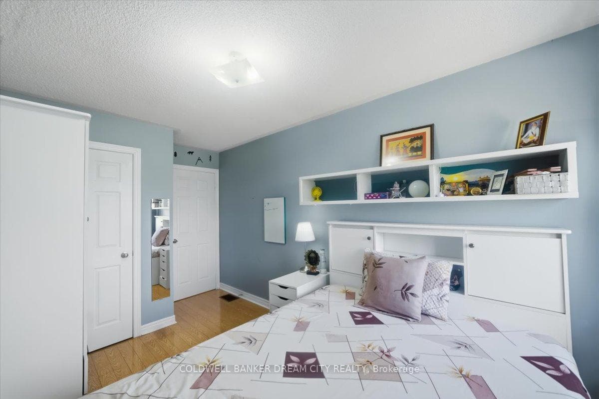9738 Mclaughlin Road - Townhouse photo 20 of 45 in Brampton, Ontario
