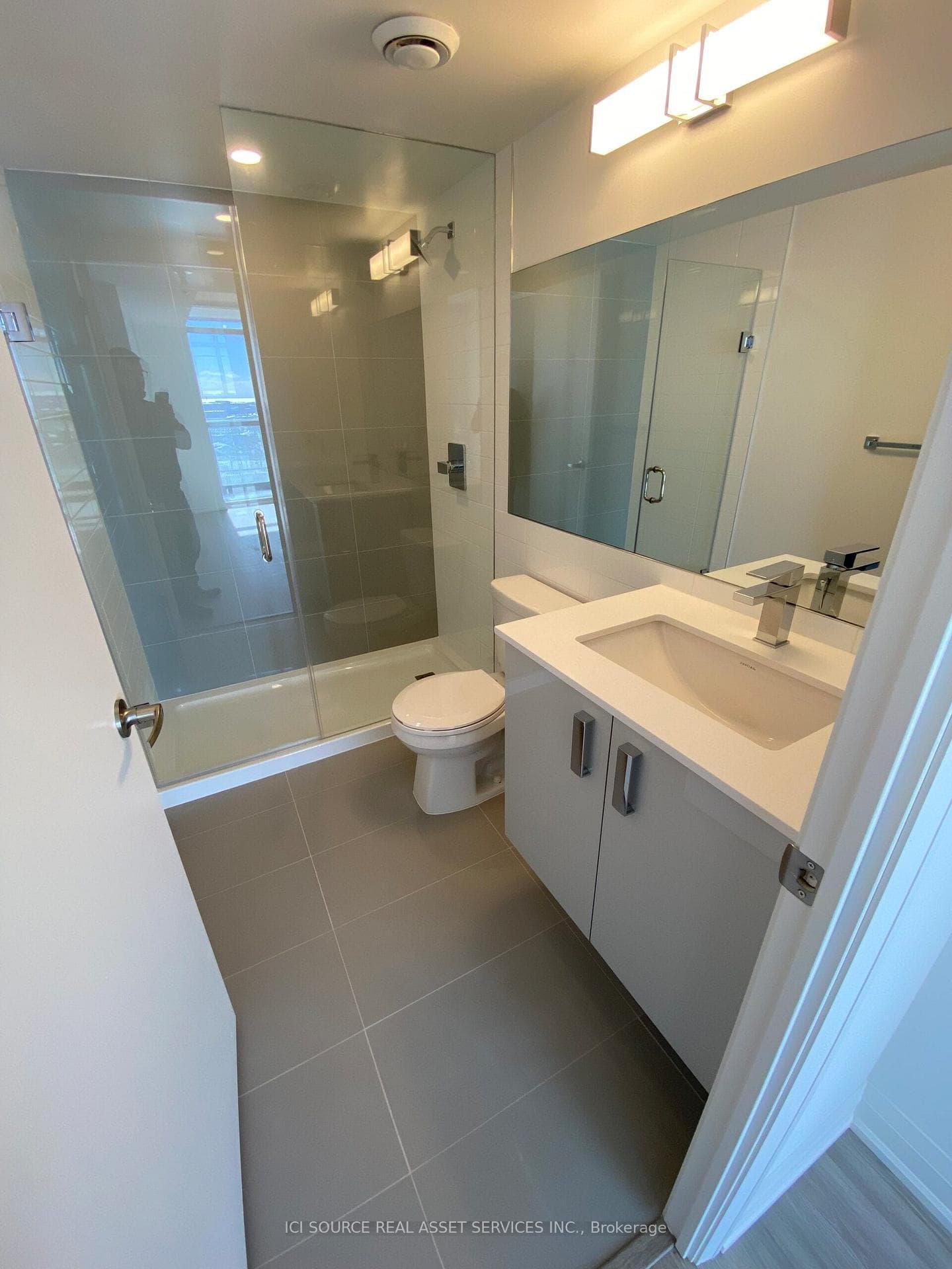 30 Gibbs Road Unit 1009 - Condo photo 13 of 23 in Etobicoke (Islington / Rexdale), Ontario