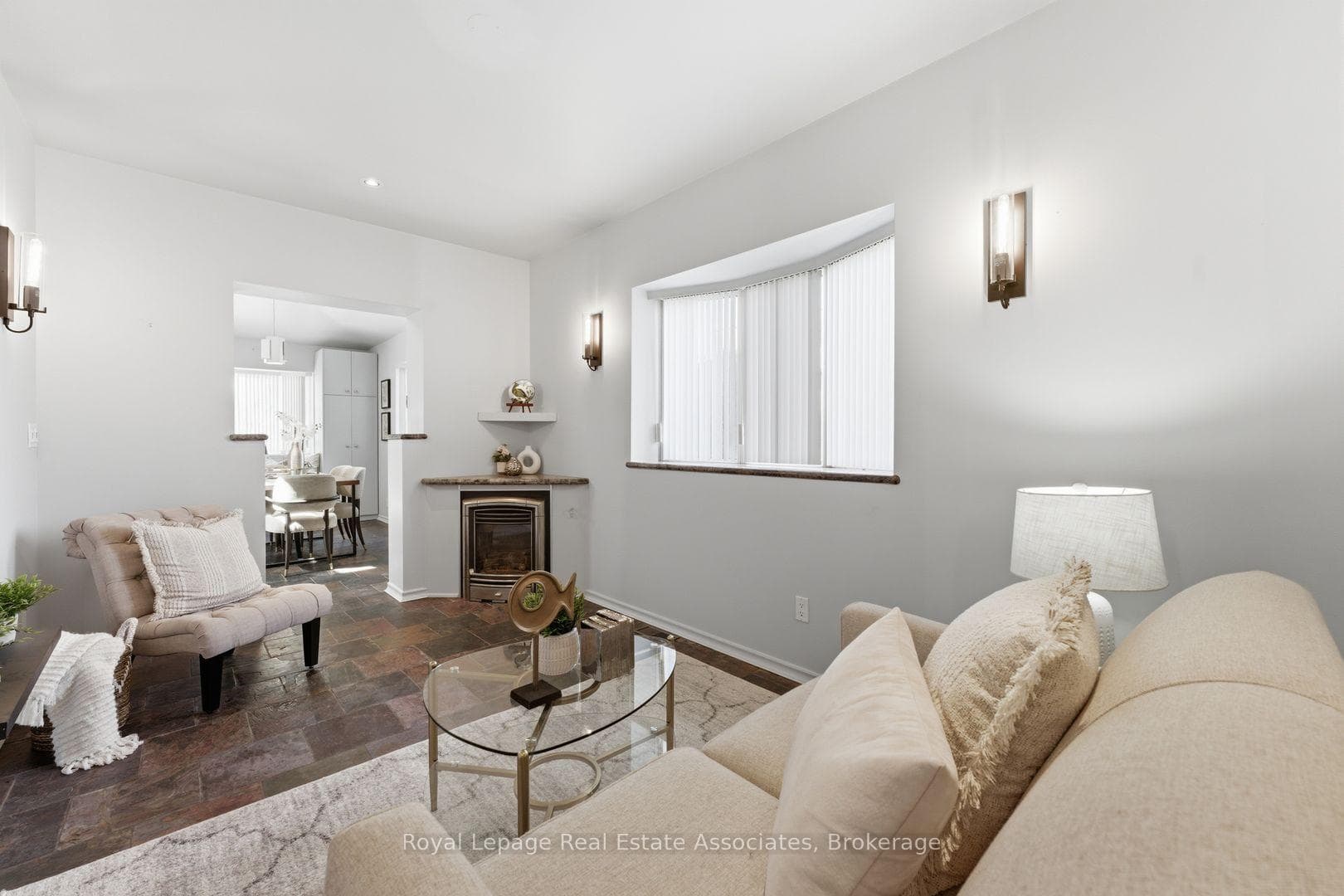 12 Wenonah Drive - Detached photo 28 of 50 in Mississauga, Ontario