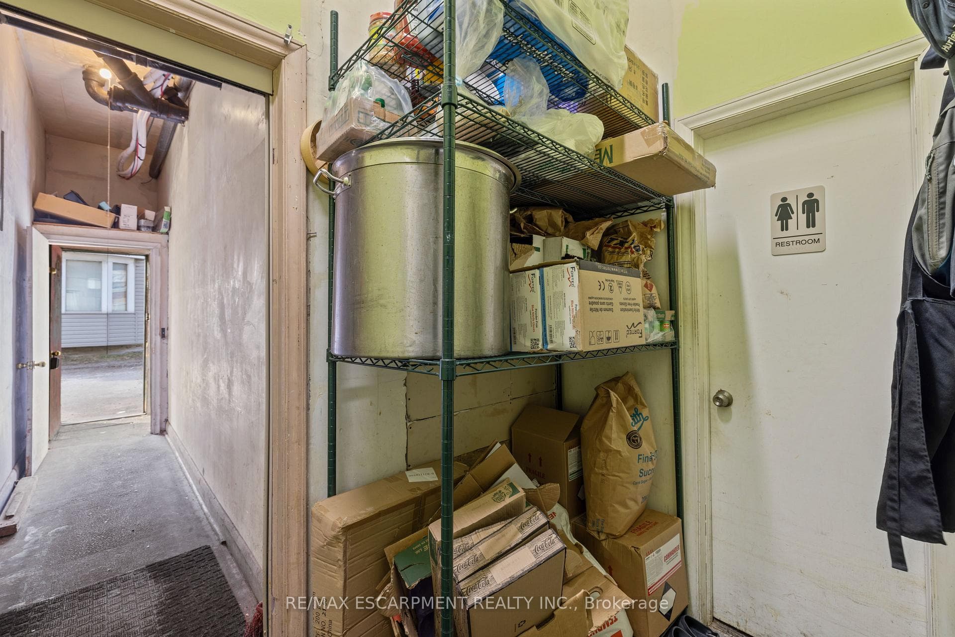 542 Concession Street - Commercial photo 19 of 40 in Hamilton, Ontario