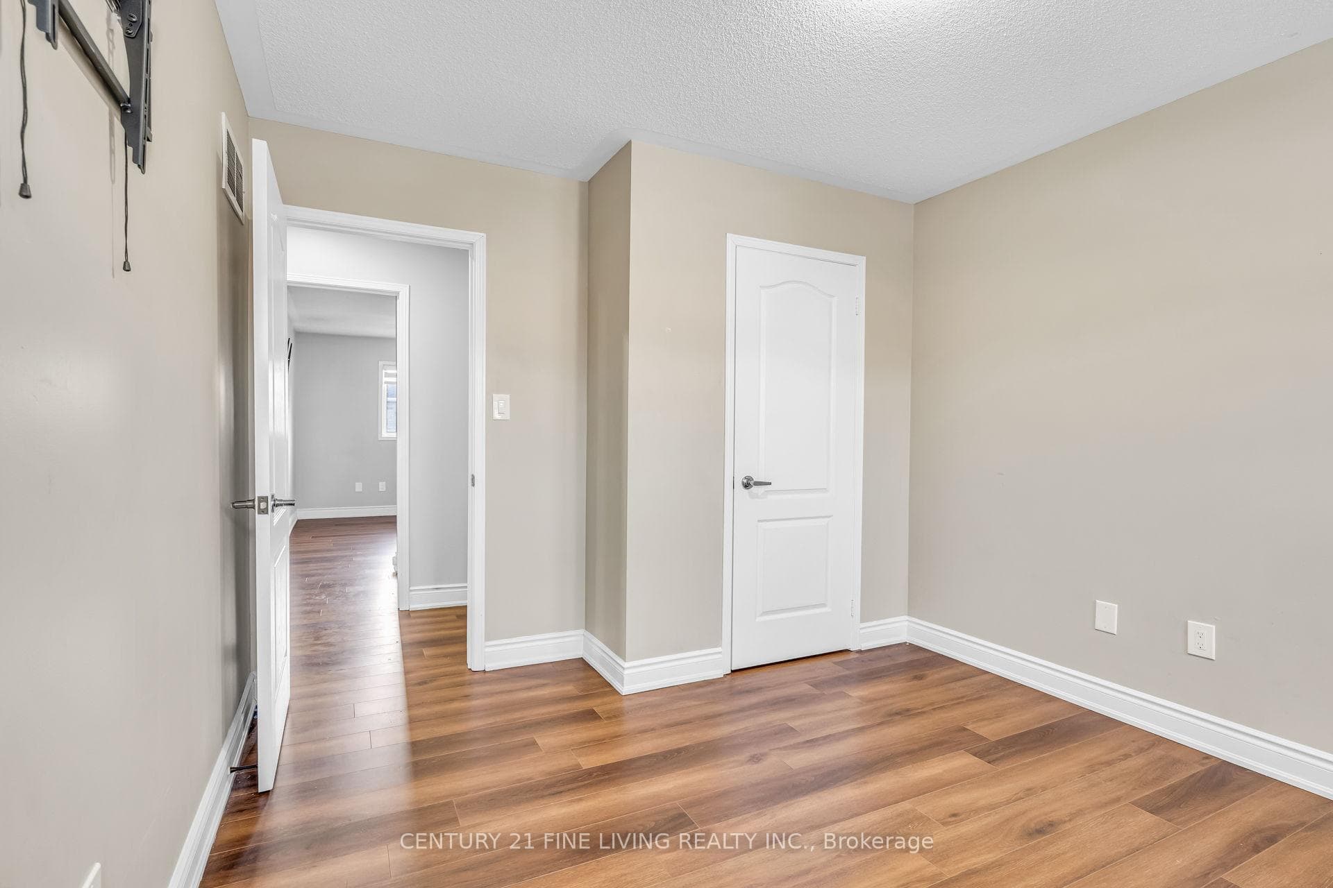 20 Edenvalley Road - Detached photo 28 of 38 in Brampton, Ontario