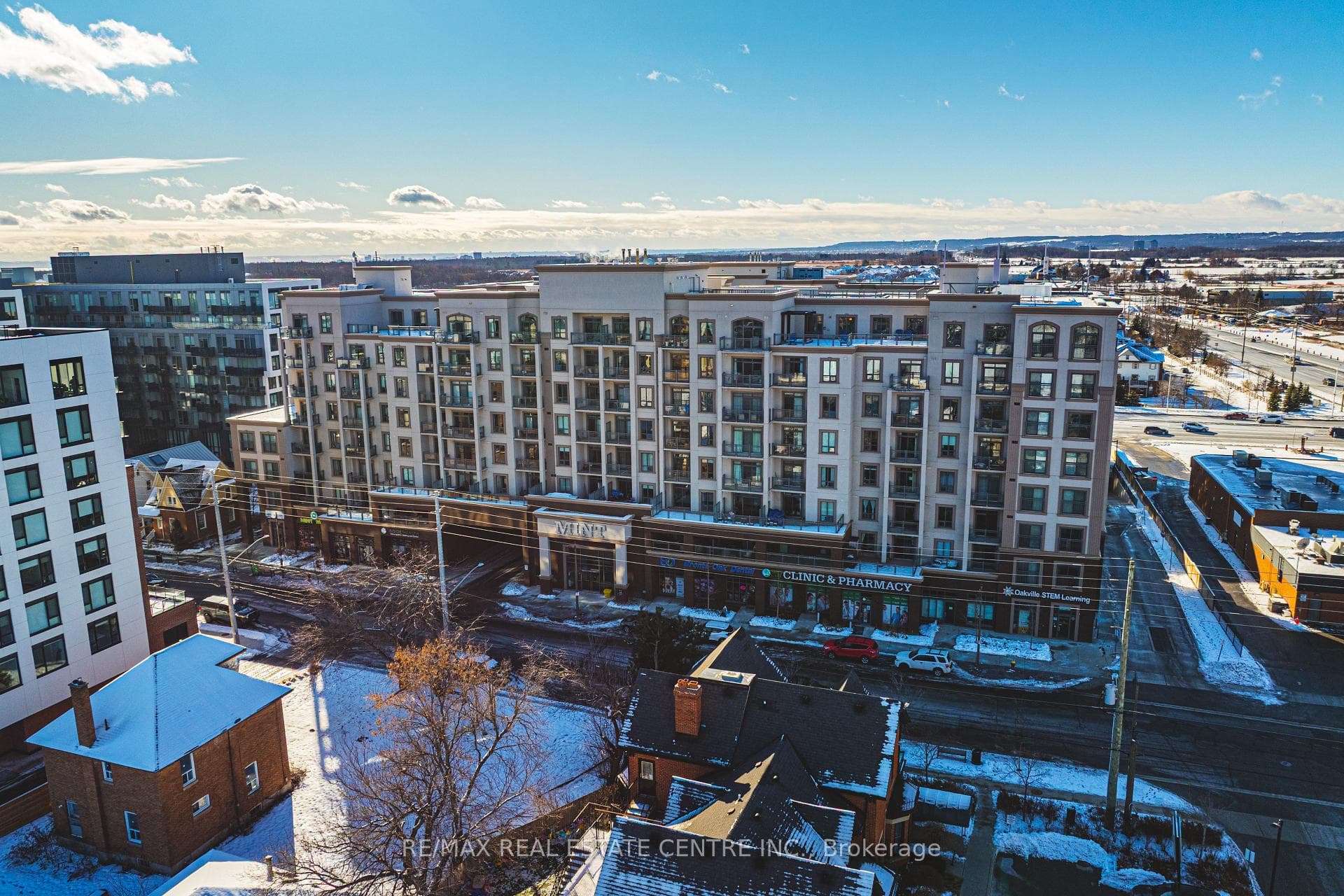 2486 Old Bronte Road Unit 706 - Condo photo 33 of 38 in Oakville, Ontario