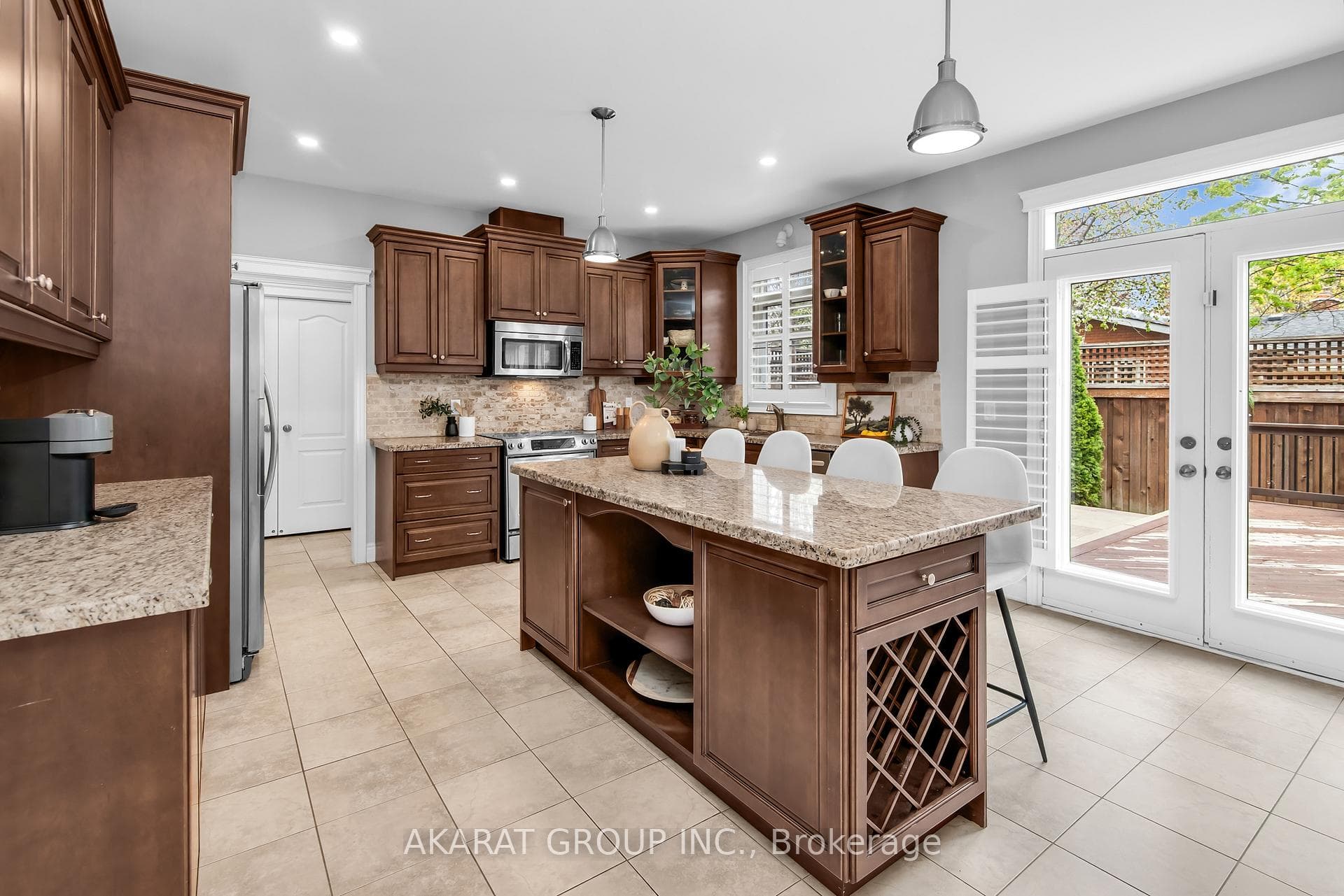 2376 Brockberry Crescent - Detached photo 12 of 50 in Oakville, Ontario