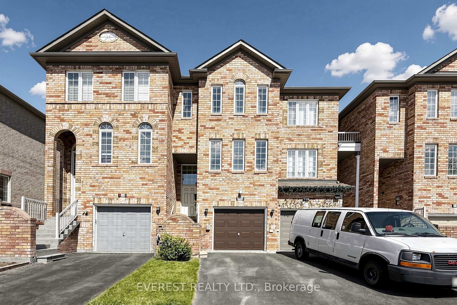 116 Conn Smythe Drive - Townhouse photo 1 of 47 in Scarborough (West Hill / Highland Creek), Ontario
