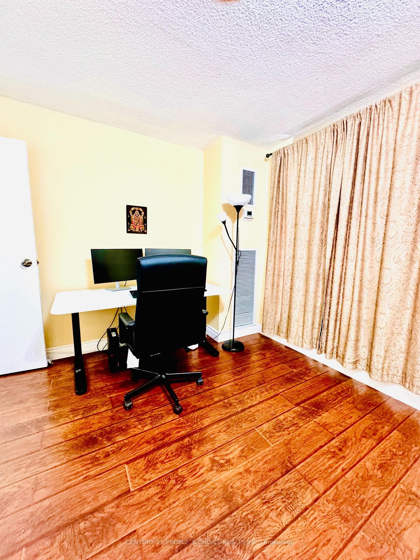 21 Knightsbridge Road Unit 1205 - Condo photo 8 of 12 in Brampton, Ontario