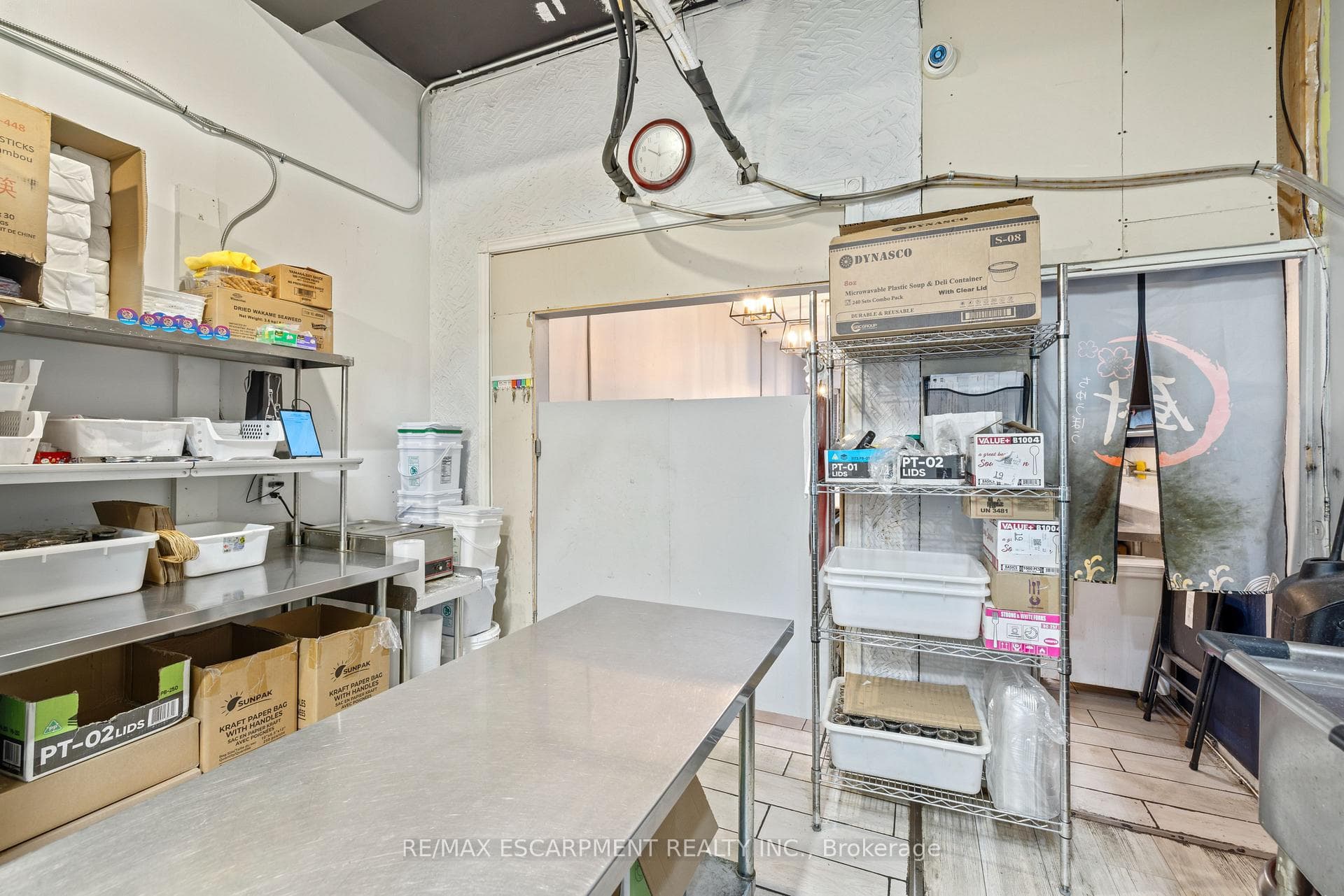 542 Concession Street - Commercial photo 15 of 40 in Hamilton, Ontario
