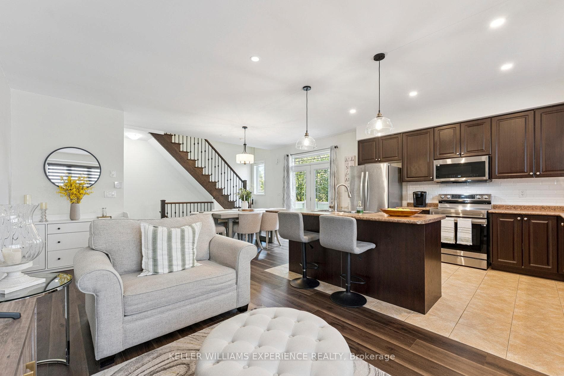 31 Alnwick Avenue - Townhouse photo 19 of 31 in Caledon, Ontario