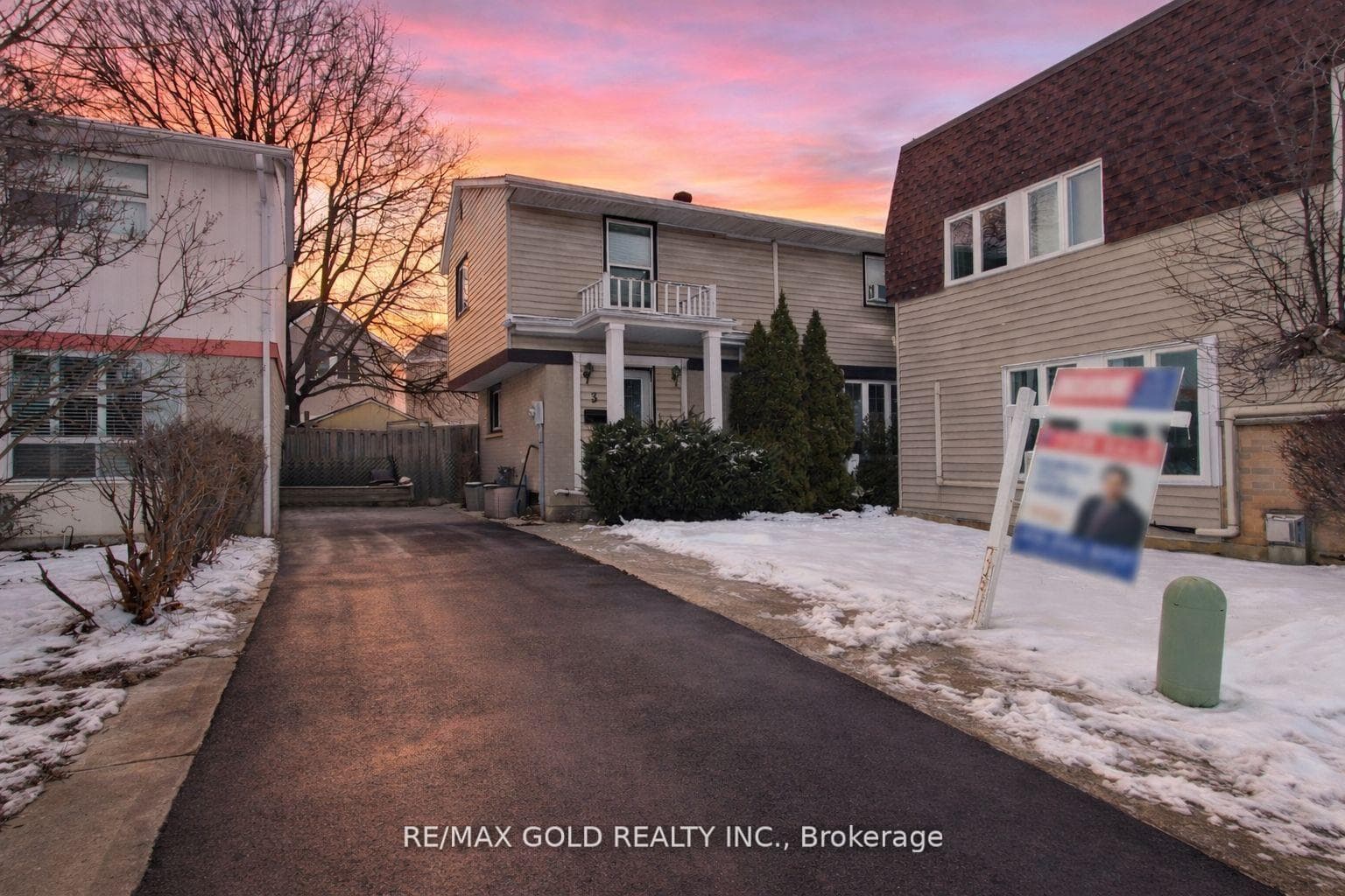 3 Hemlark Court - home for sale in Brampton, Ontario