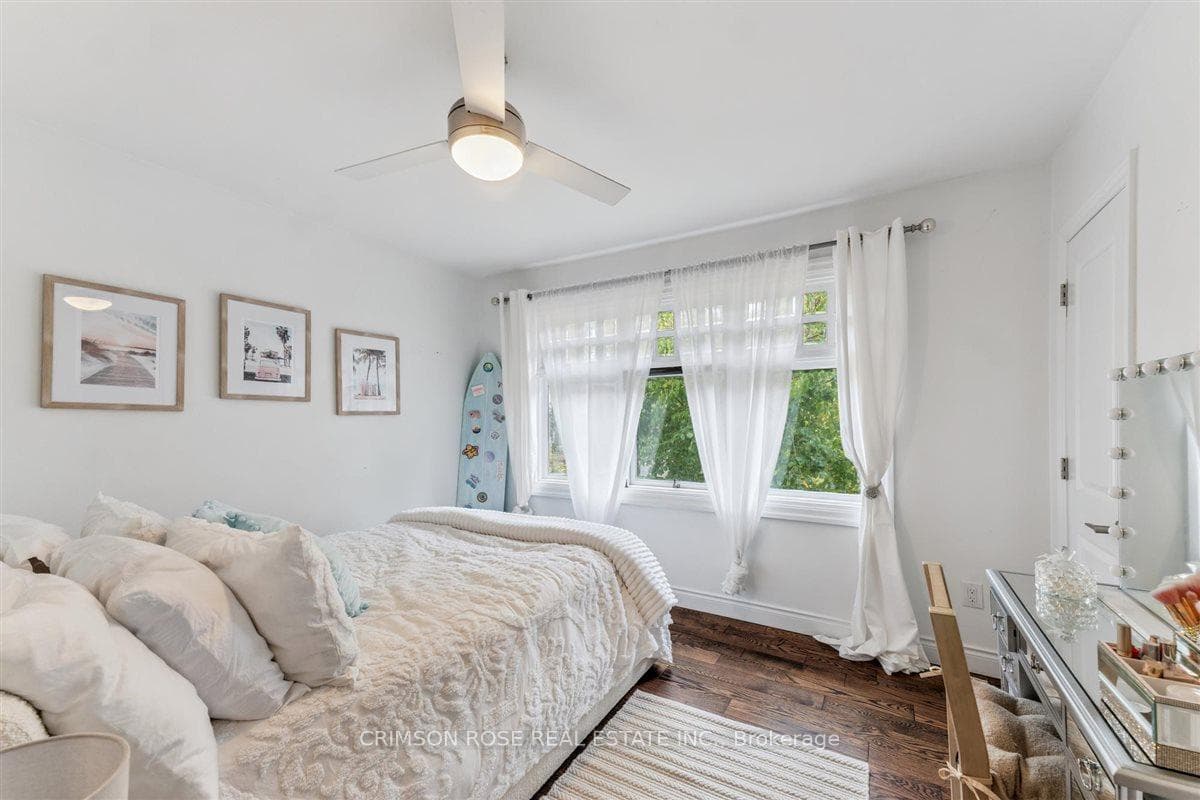 89 Holyrood Avenue - Detached photo 17 of 34 in Oakville, Ontario