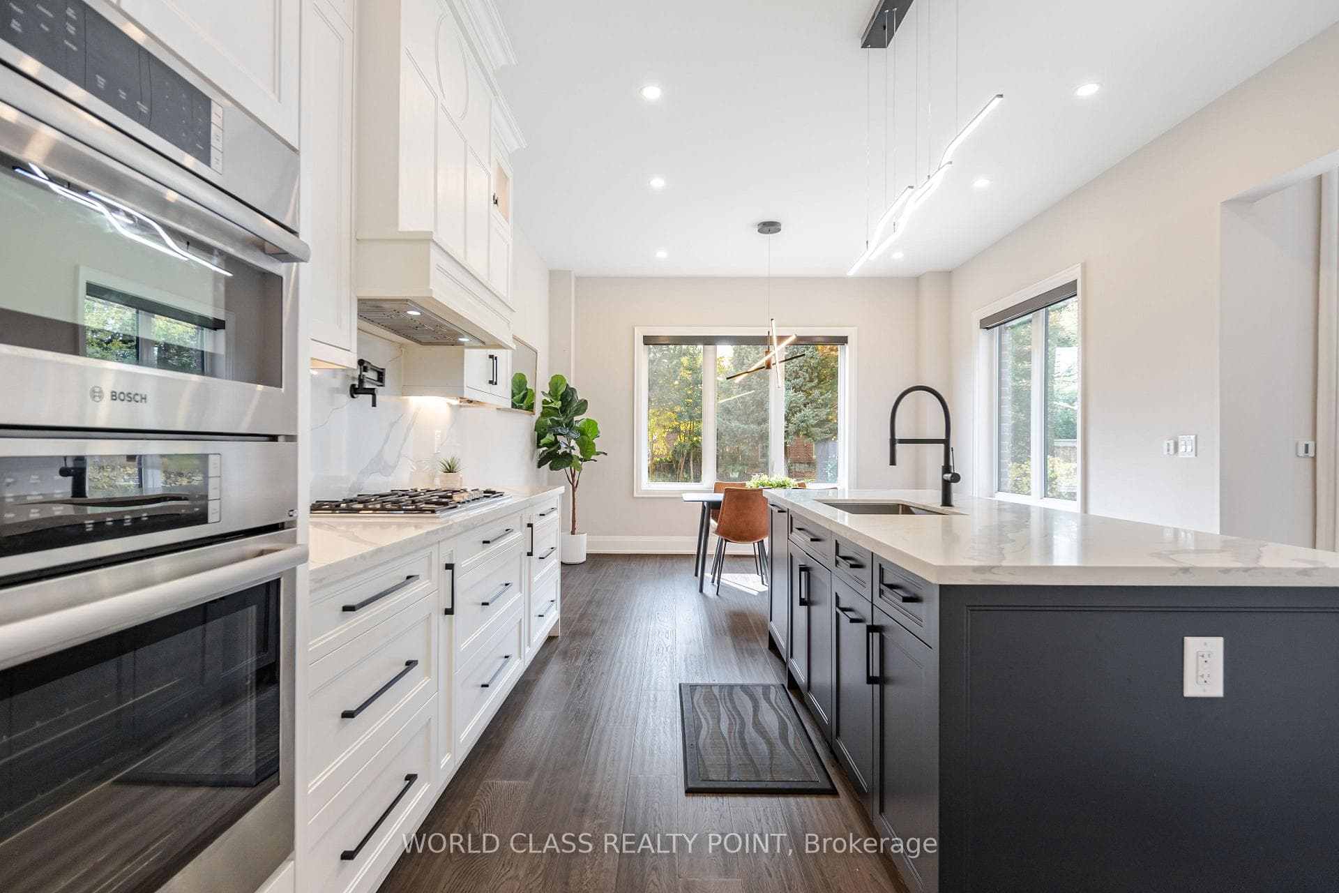 560 Woodview Road - Detached photo 13 of 39 in Burlington, Ontario