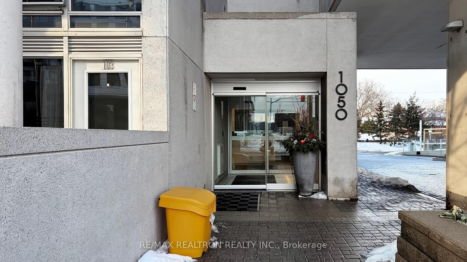 1050 The Queensway Avenue Unit 217 - Condo photo 9 of 41 in Etobicoke (Islington / Rexdale), Ontario