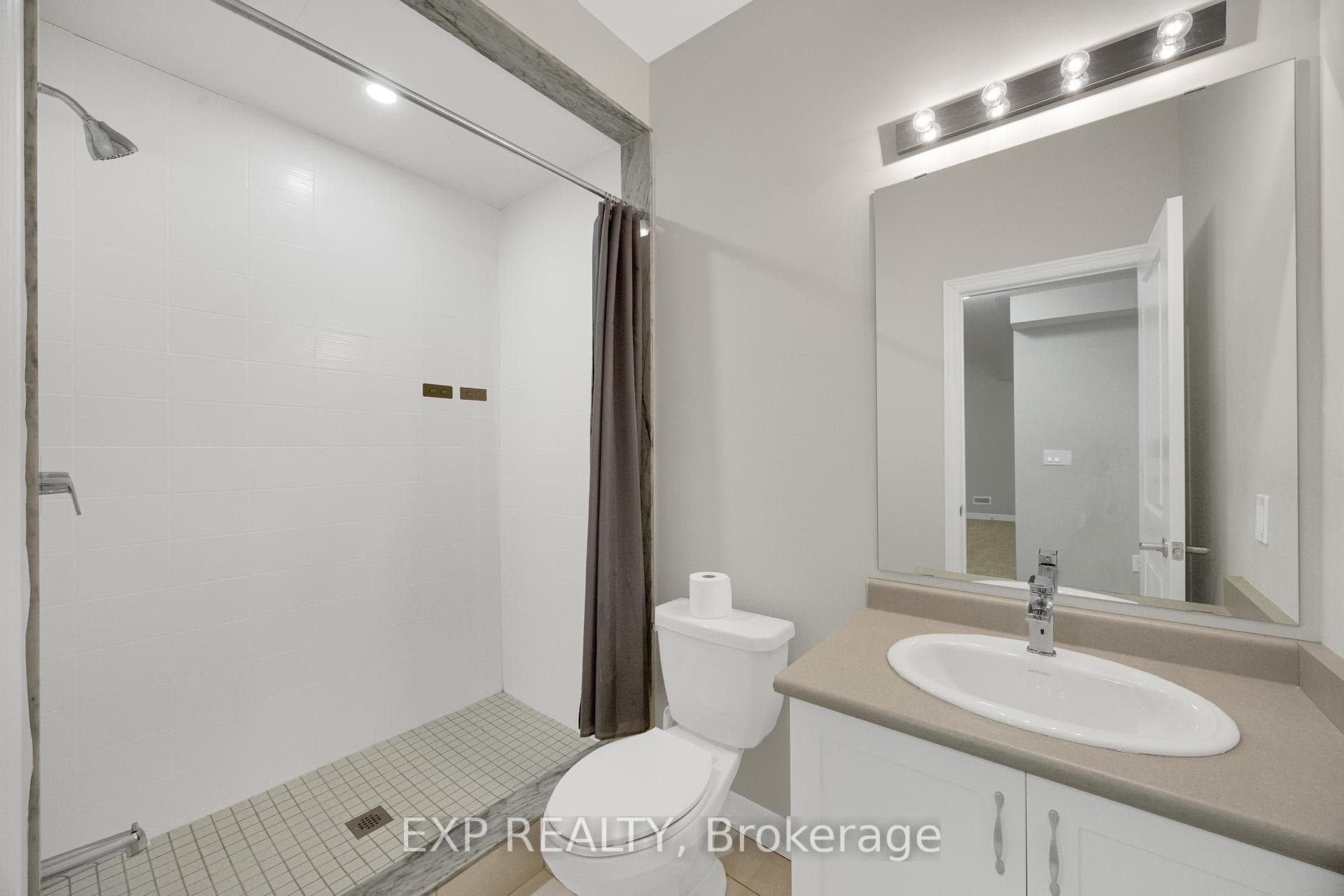 34 Carnegie Drive - Detached photo 38 of 42 in Oakville, Ontario