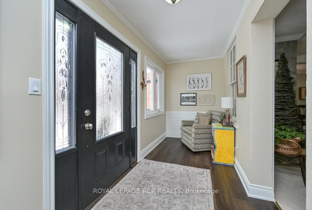 1429 Queen Street - Detached photo 4 of 28 in Caledon, Ontario