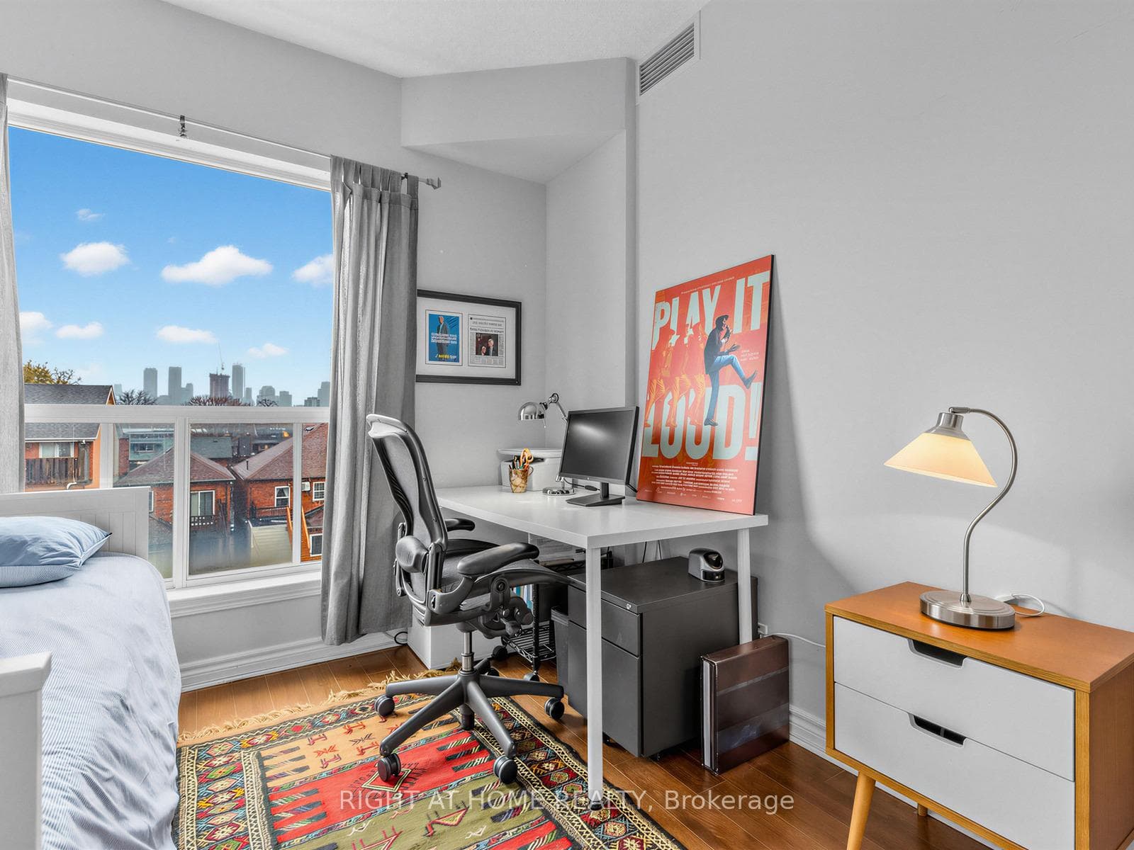 11 Christie Street Unit 406 - Condo photo 25 of 32 in Annex / Yorkville / Summerhill, Ontario