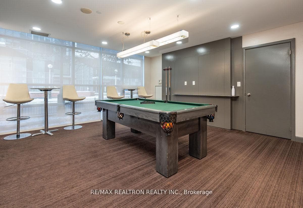 15 Bruyeres Mews Unit 1008 - Condo photo 28 of 33 in Downtown Toronto / Waterfront, Ontario