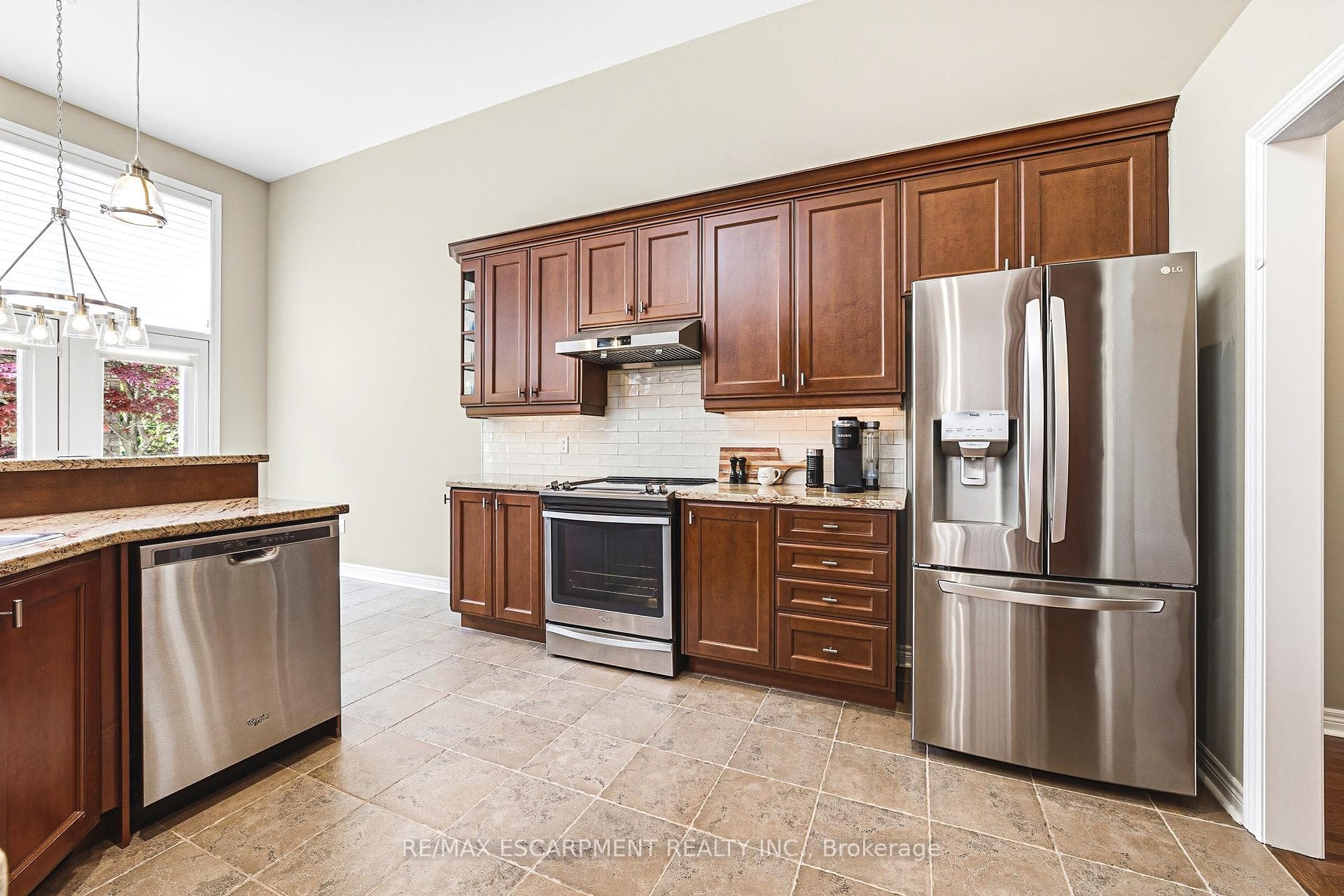 2178 Berwick Drive - Detached photo 11 of 50 in Burlington, Ontario