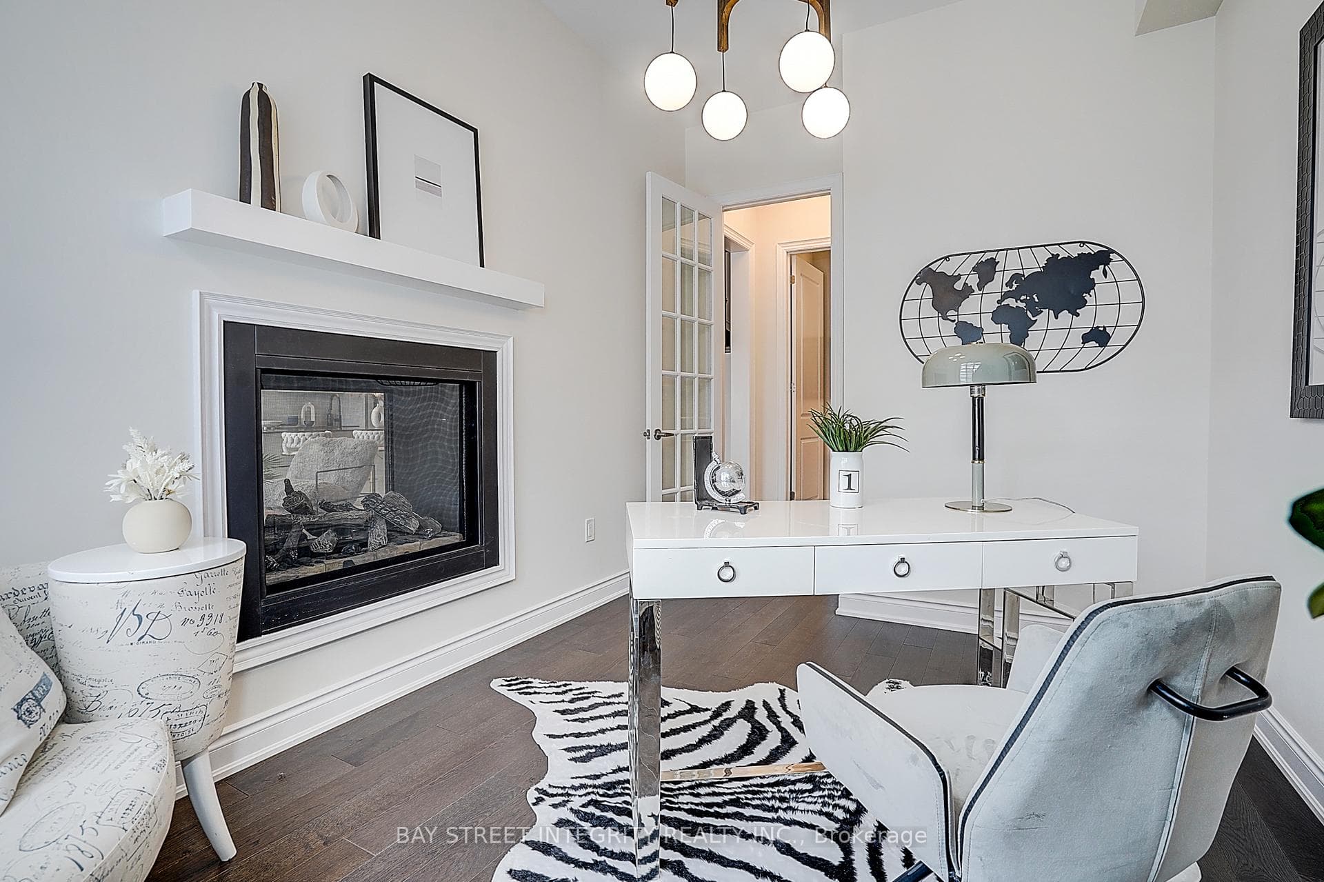 38 Settlers Road - Detached photo 23 of 50 in Oakville, Ontario
