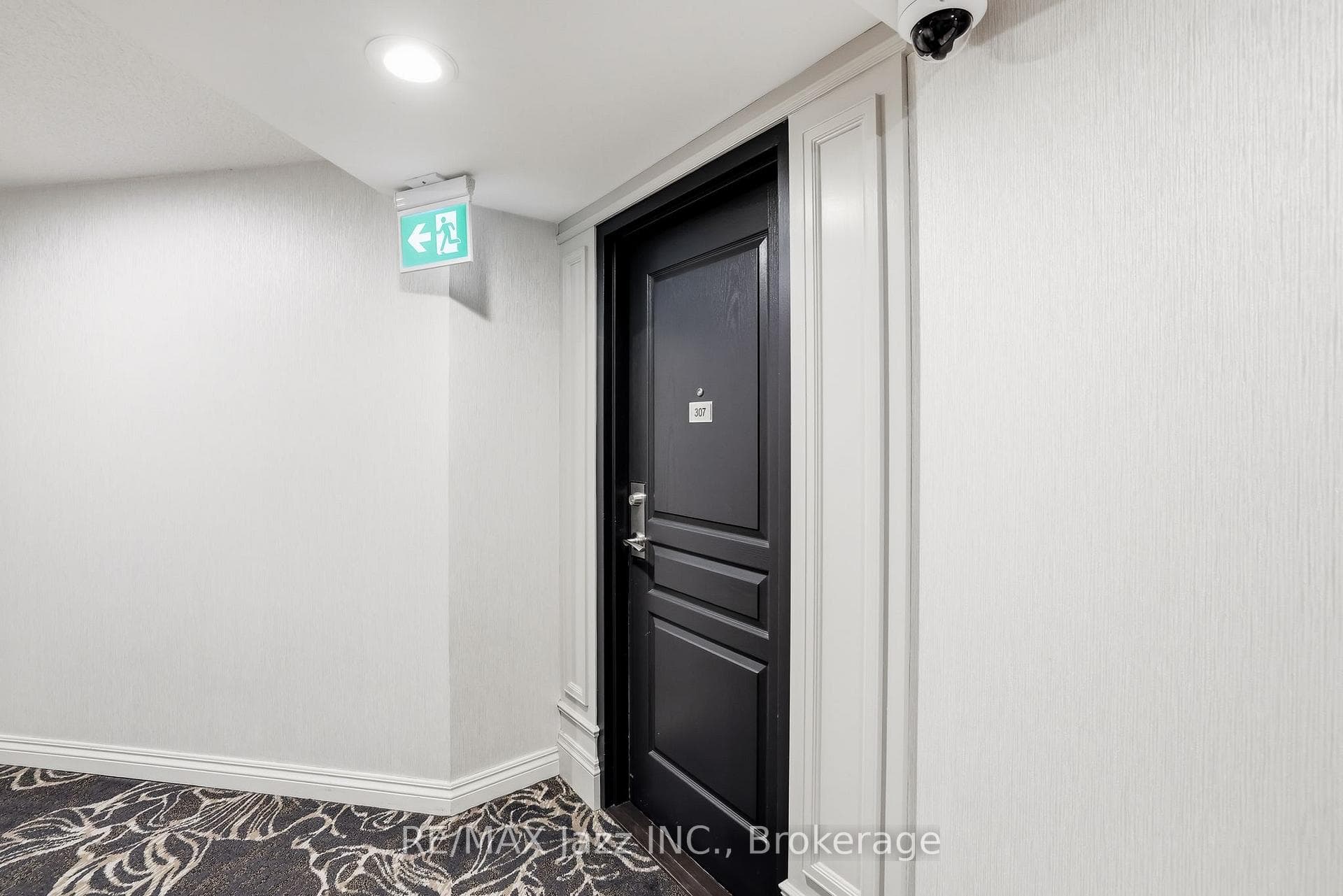 16 Dallimore Circle Unit 307 - Condo photo 9 of 50 in Don Mills / Parkwoods / Victoria Village, Ontario